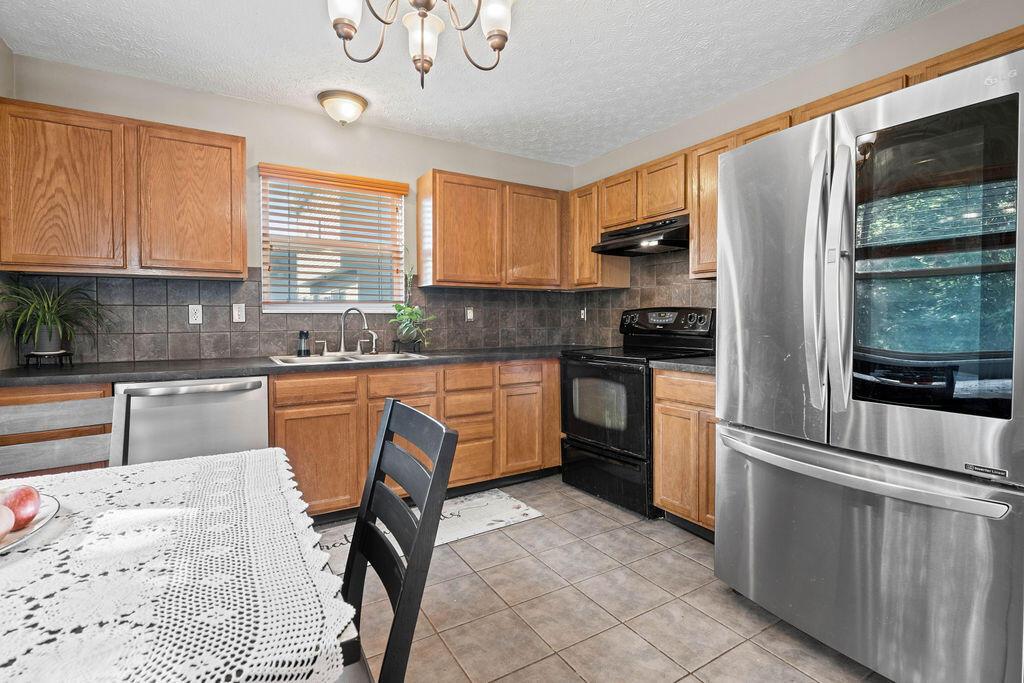 3342 Patcon Way Property Photo 20