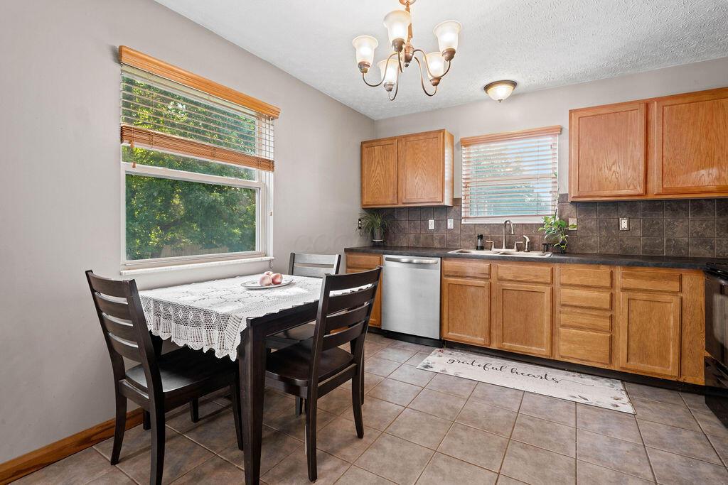 3342 Patcon Way Property Photo 21