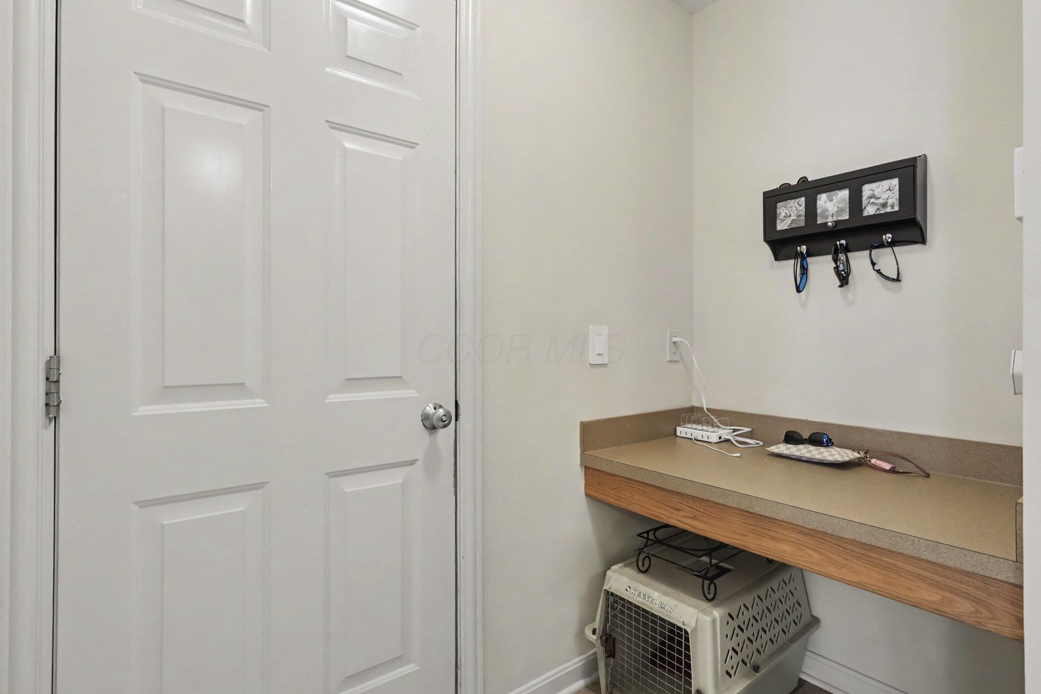 5806 Northup Road Property Photo 8