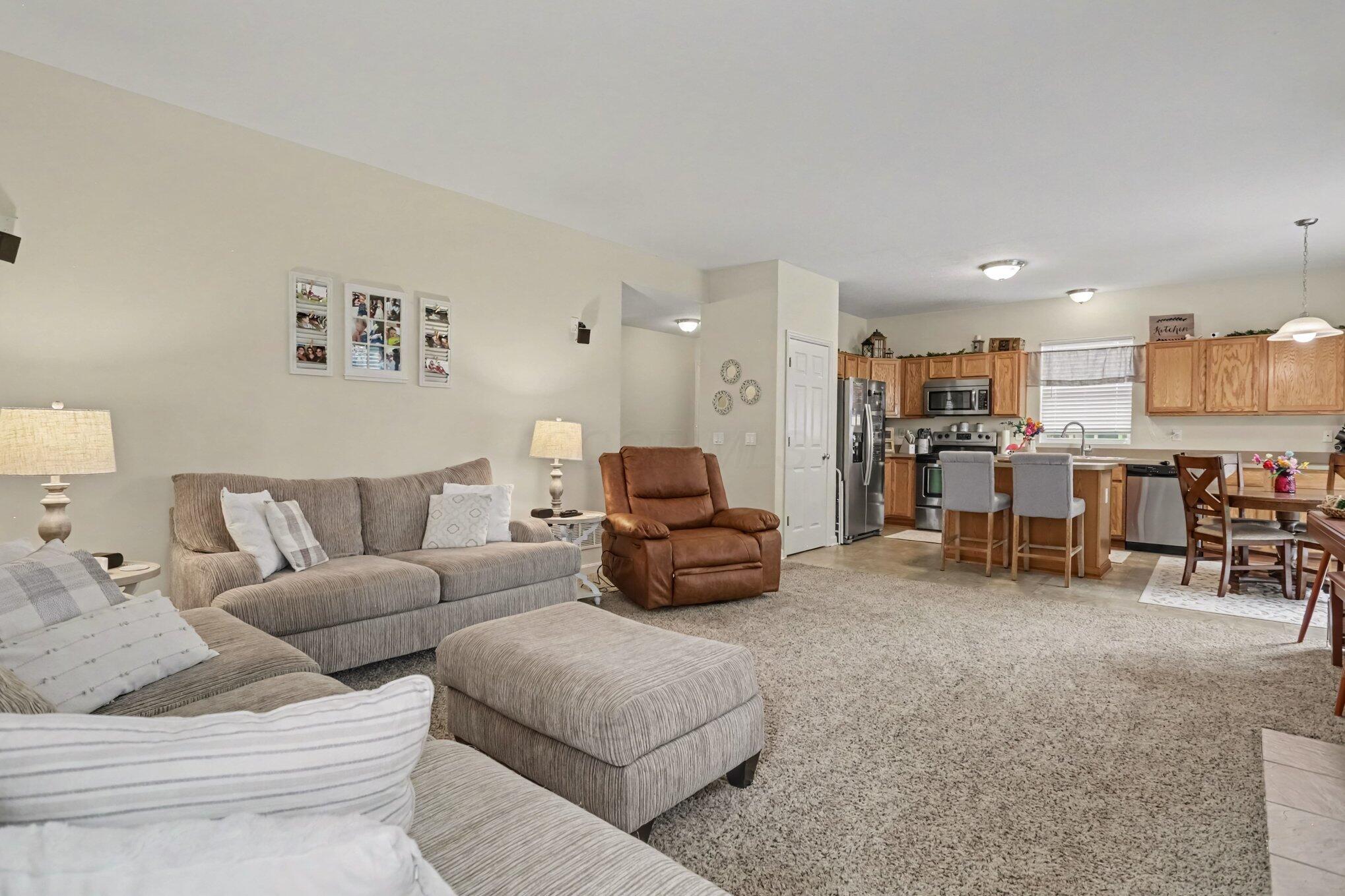 5806 Northup Road Property Photo 13