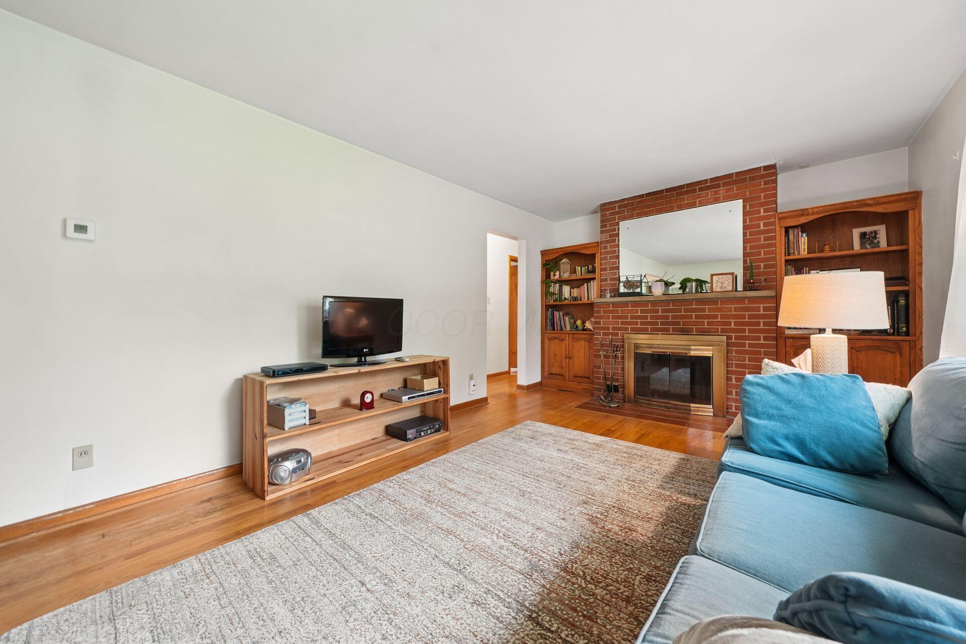 2106 Springhill Drive Property Photo 8