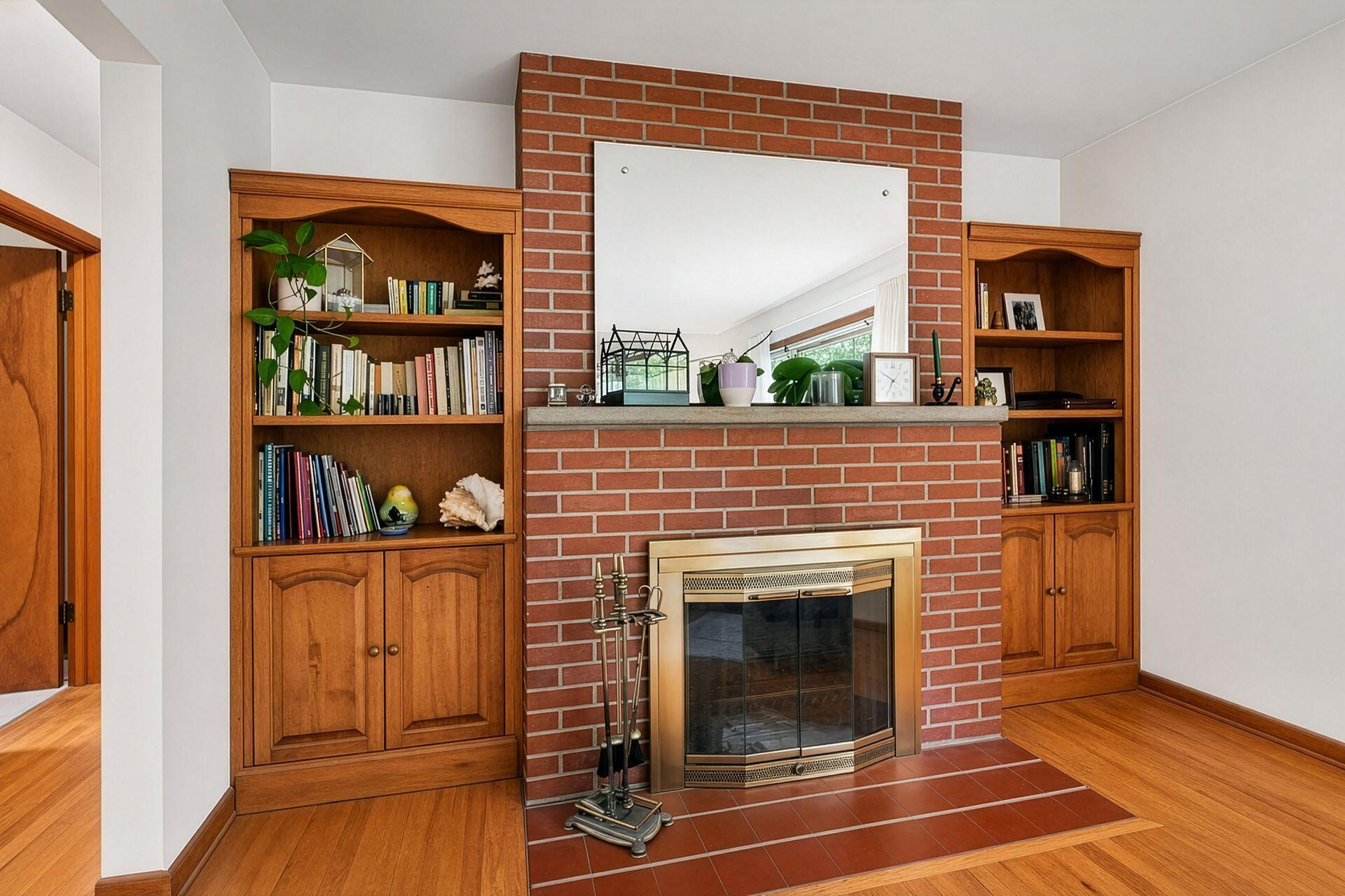 2106 Springhill Drive Property Photo 11
