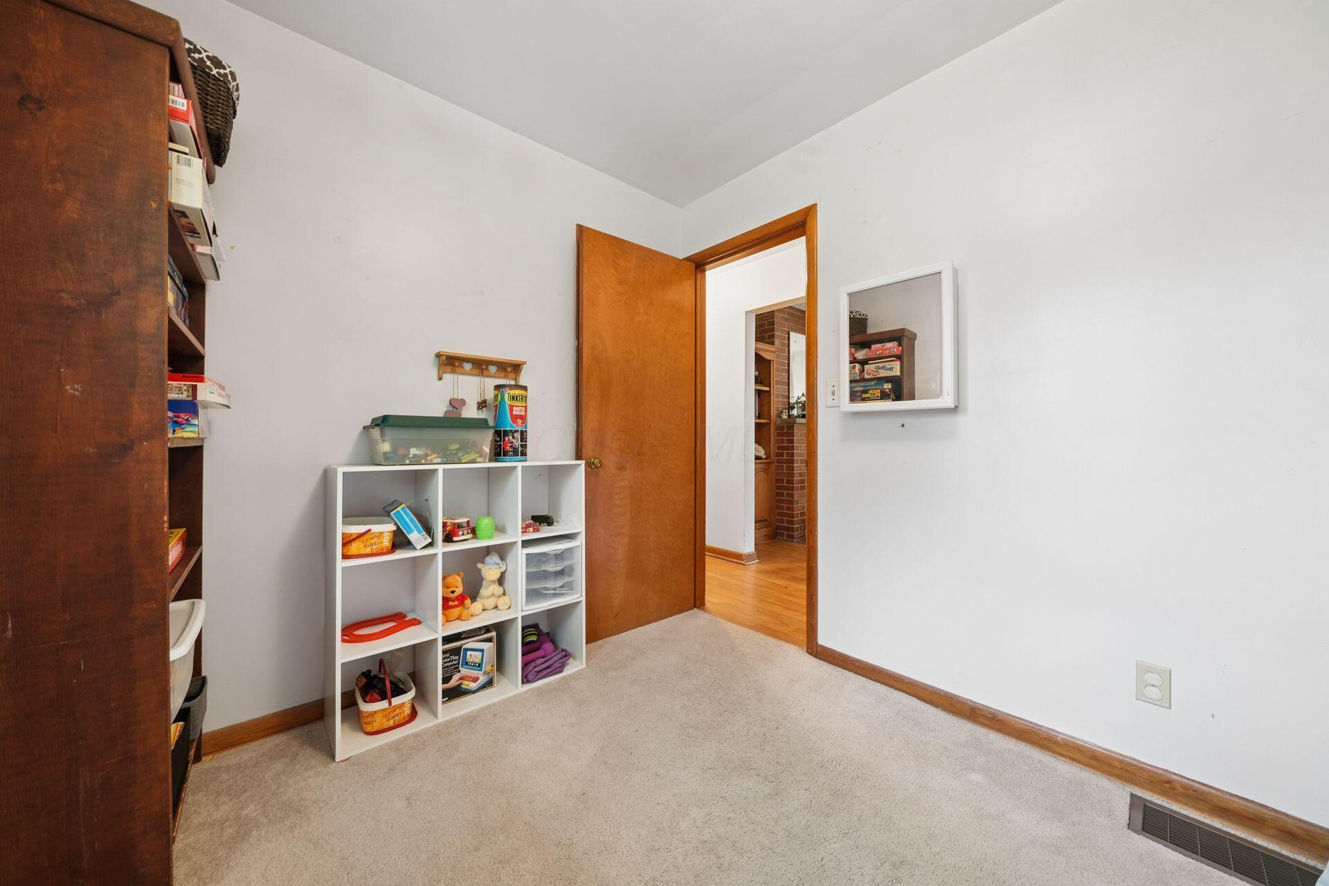 2106 Springhill Drive Property Photo 27