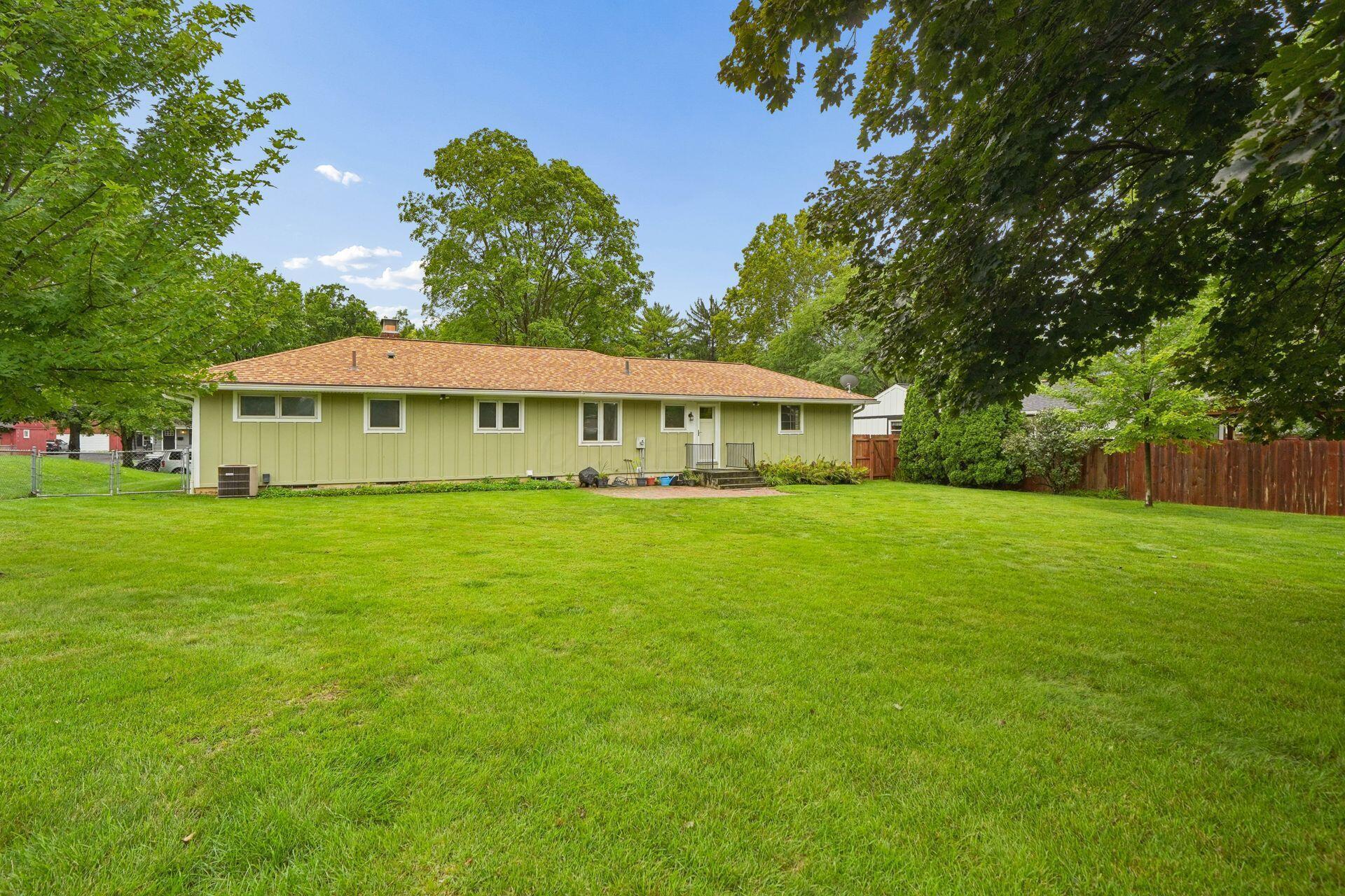 2106 Springhill Drive Property Photo 41