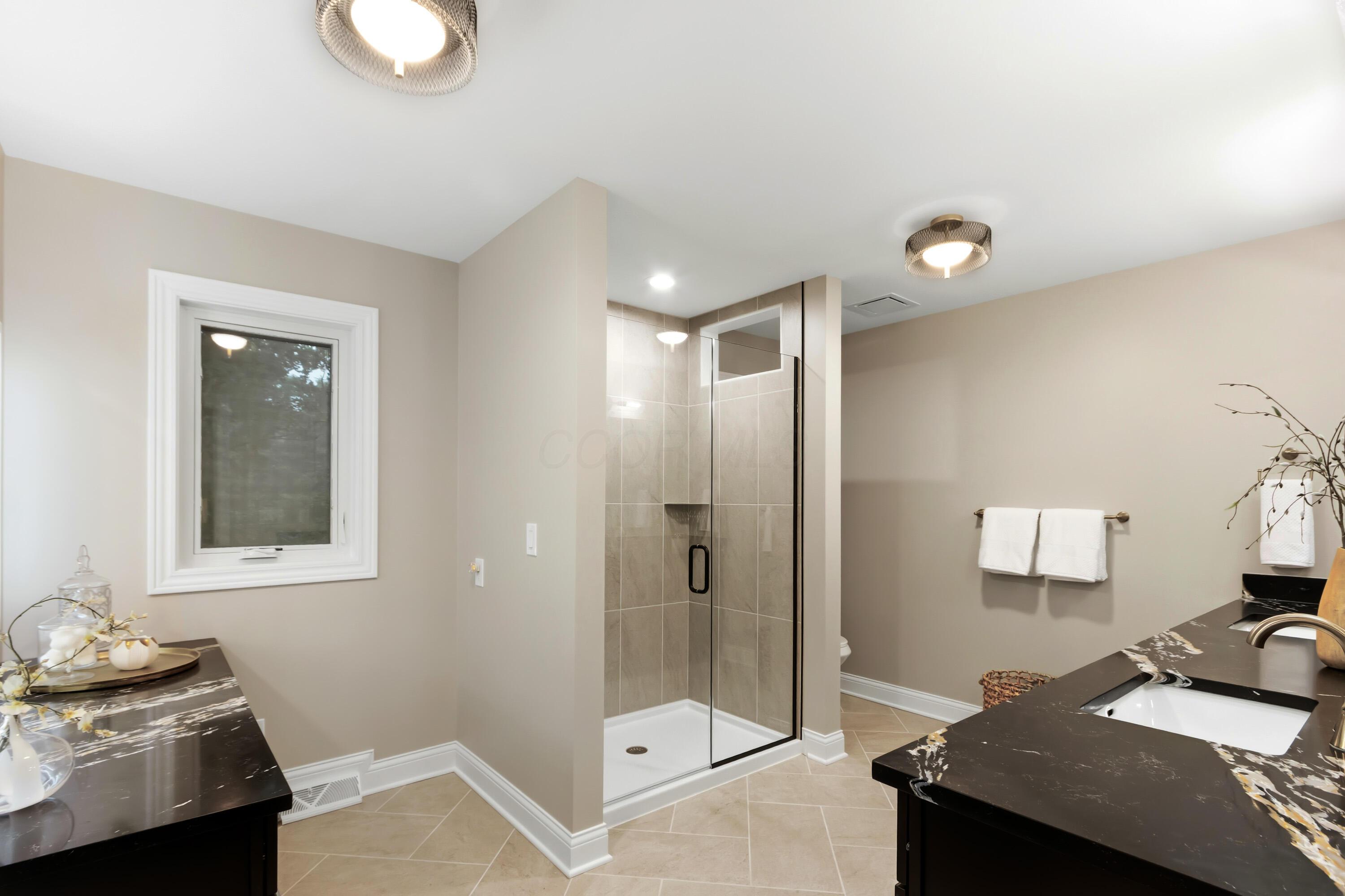 1560 Carriage Road Property Photo 37