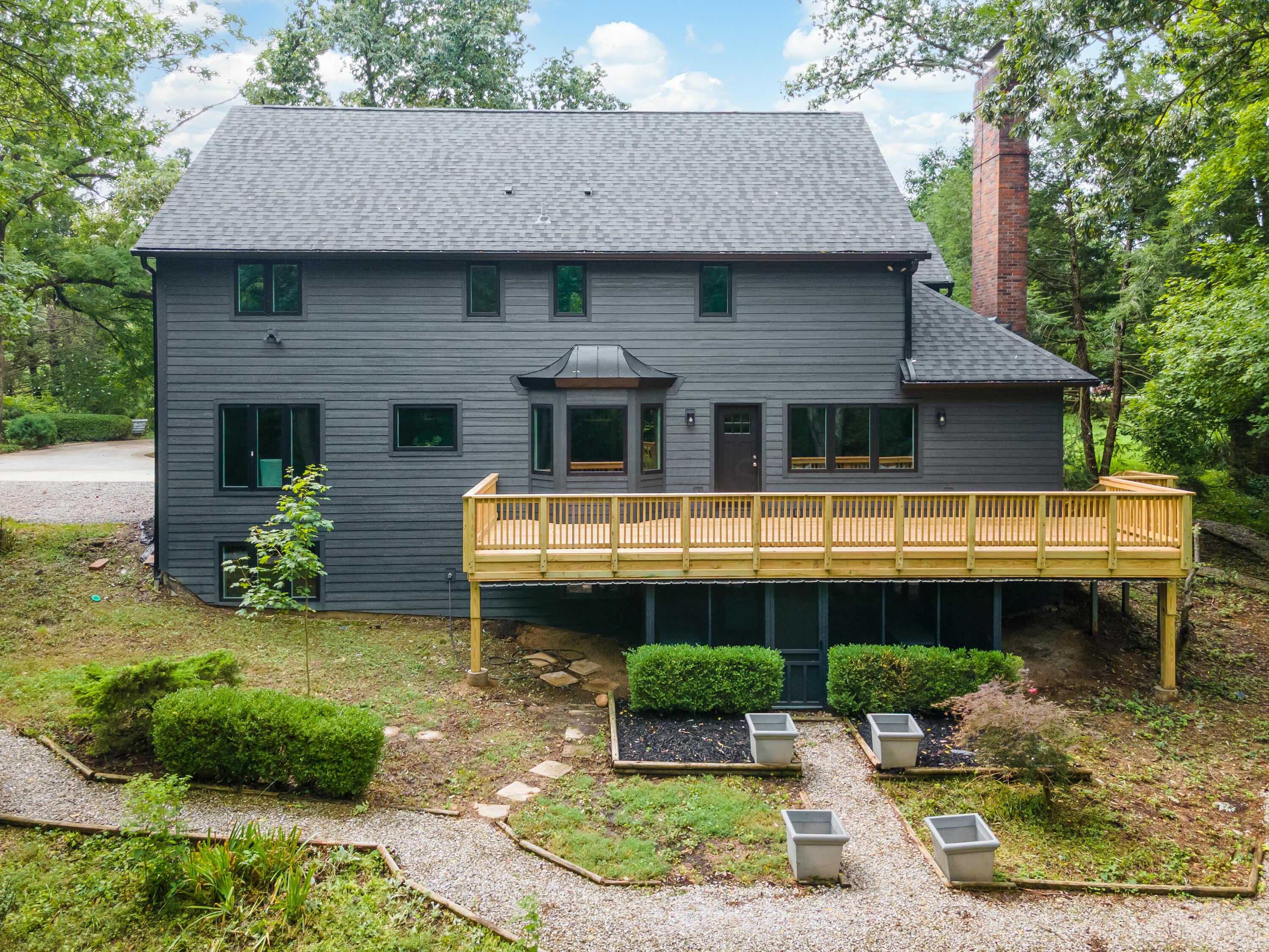 1560 Carriage Road Property Photo 55