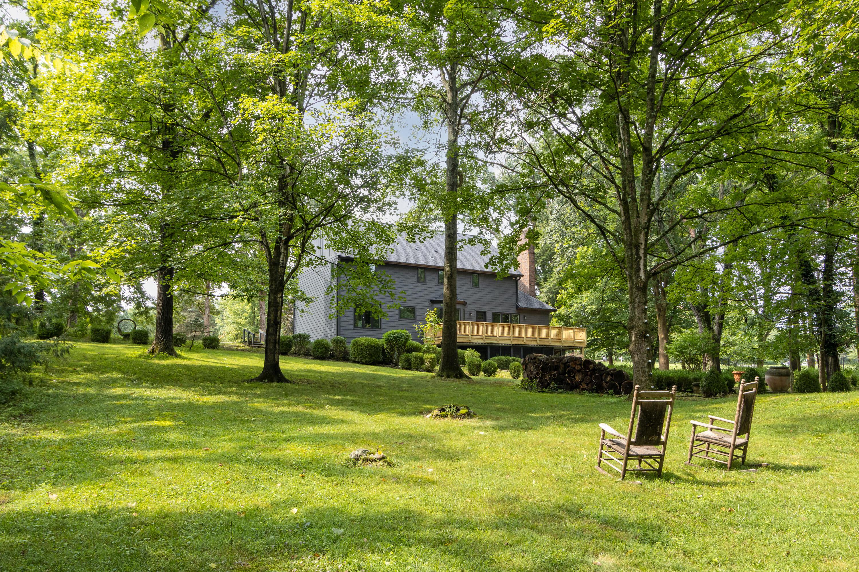 1560 Carriage Road Property Photo 59
