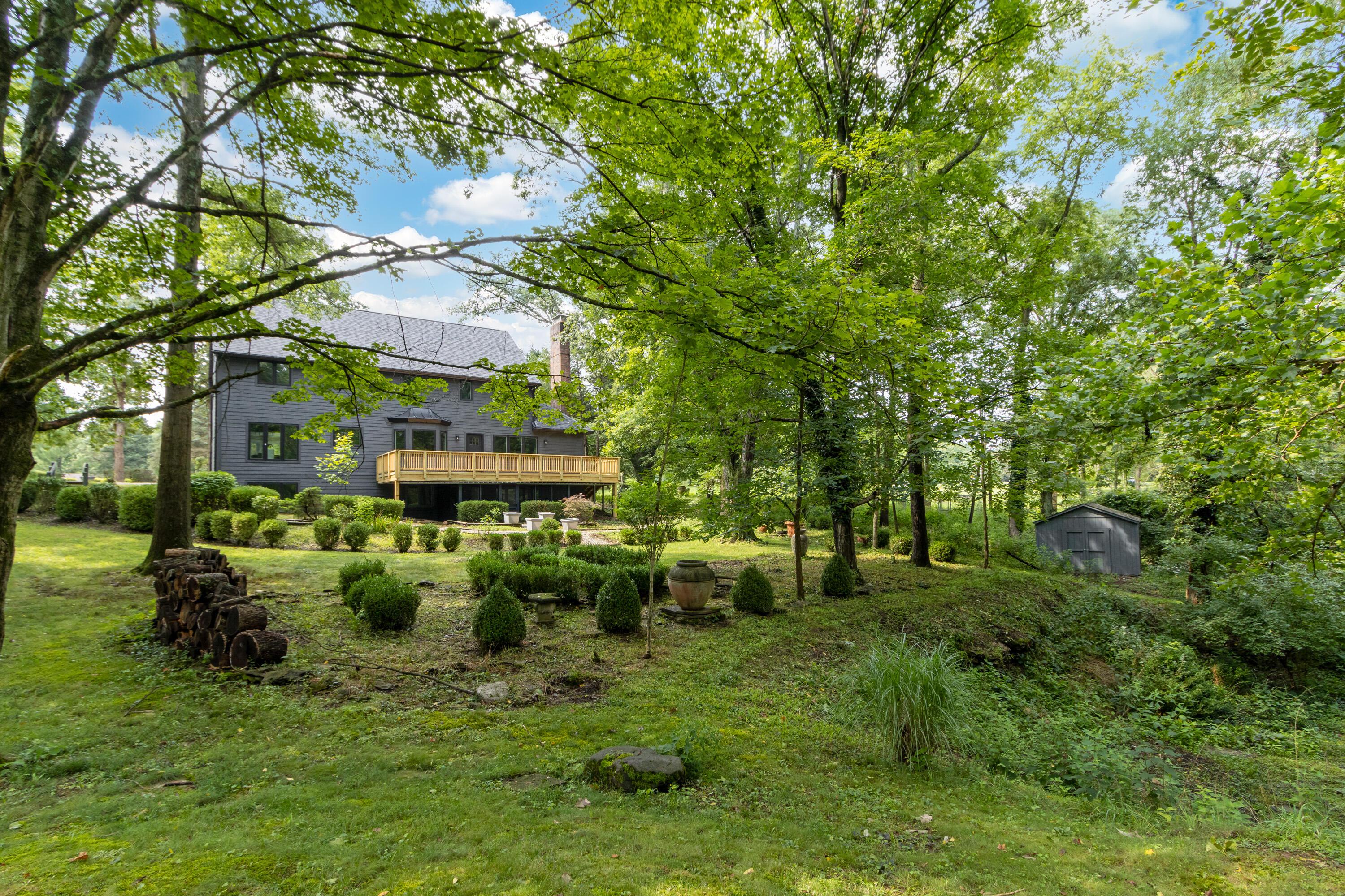 1560 Carriage Road Property Photo 60