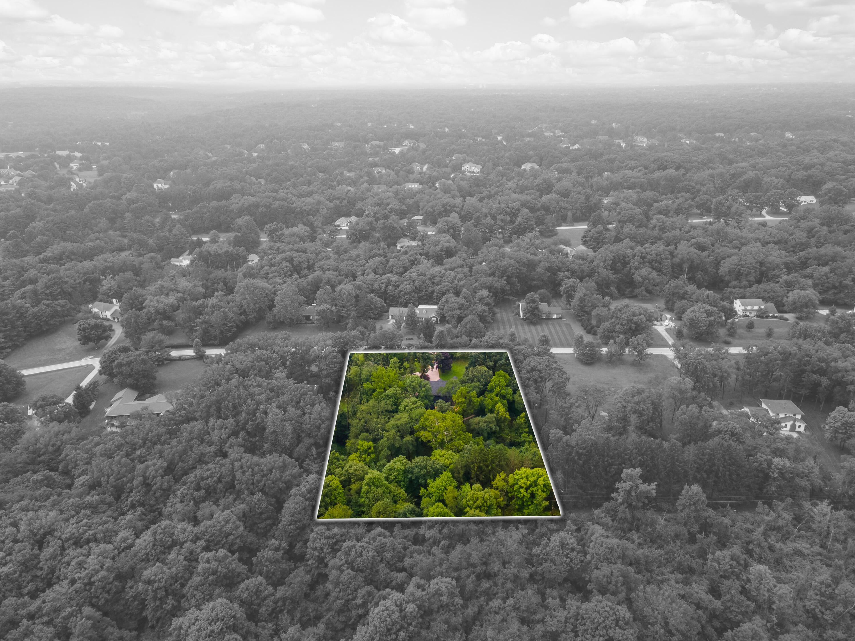 1560 Carriage Road Property Photo 65