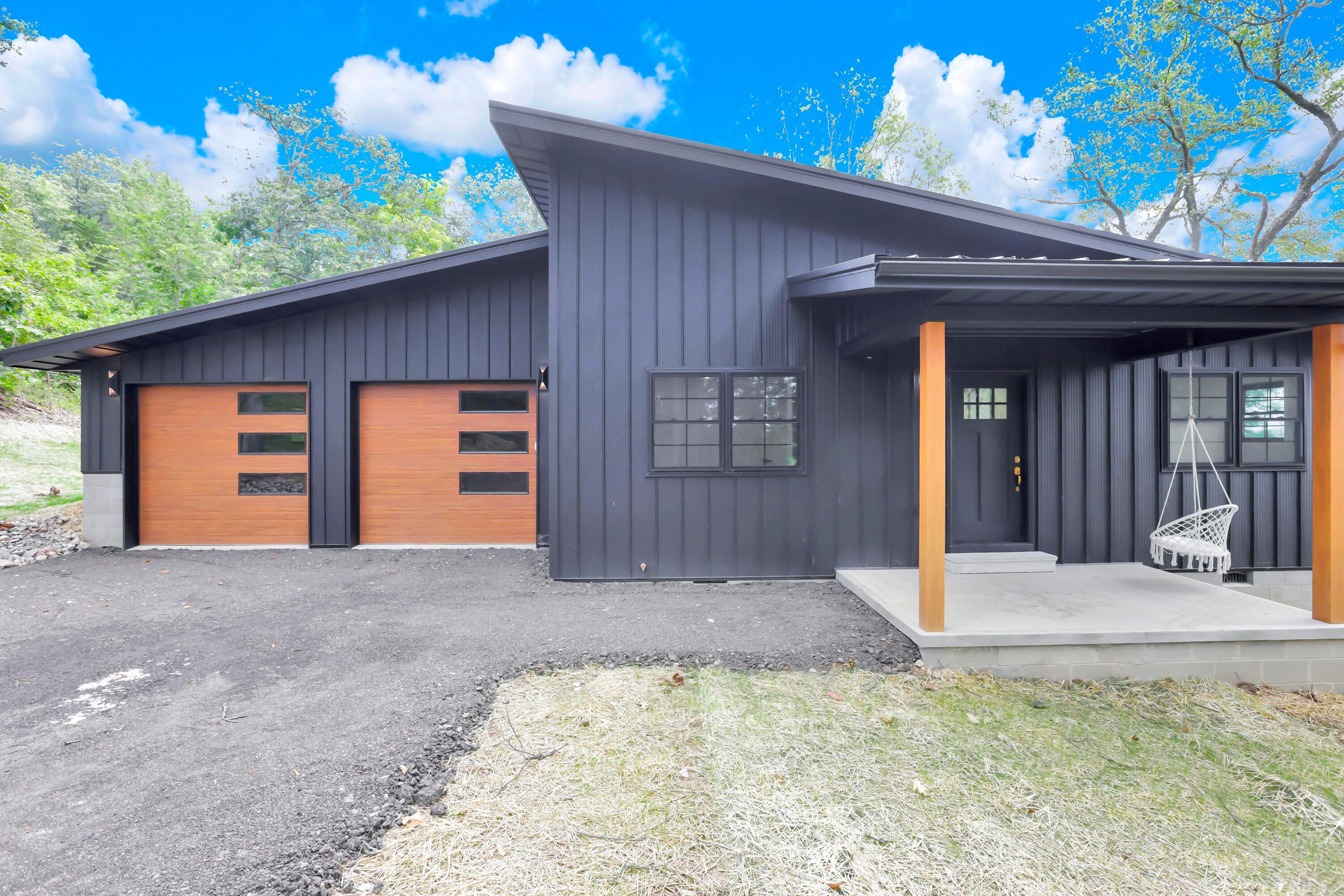 1438 Ragged Ridge Road Property Photo 1