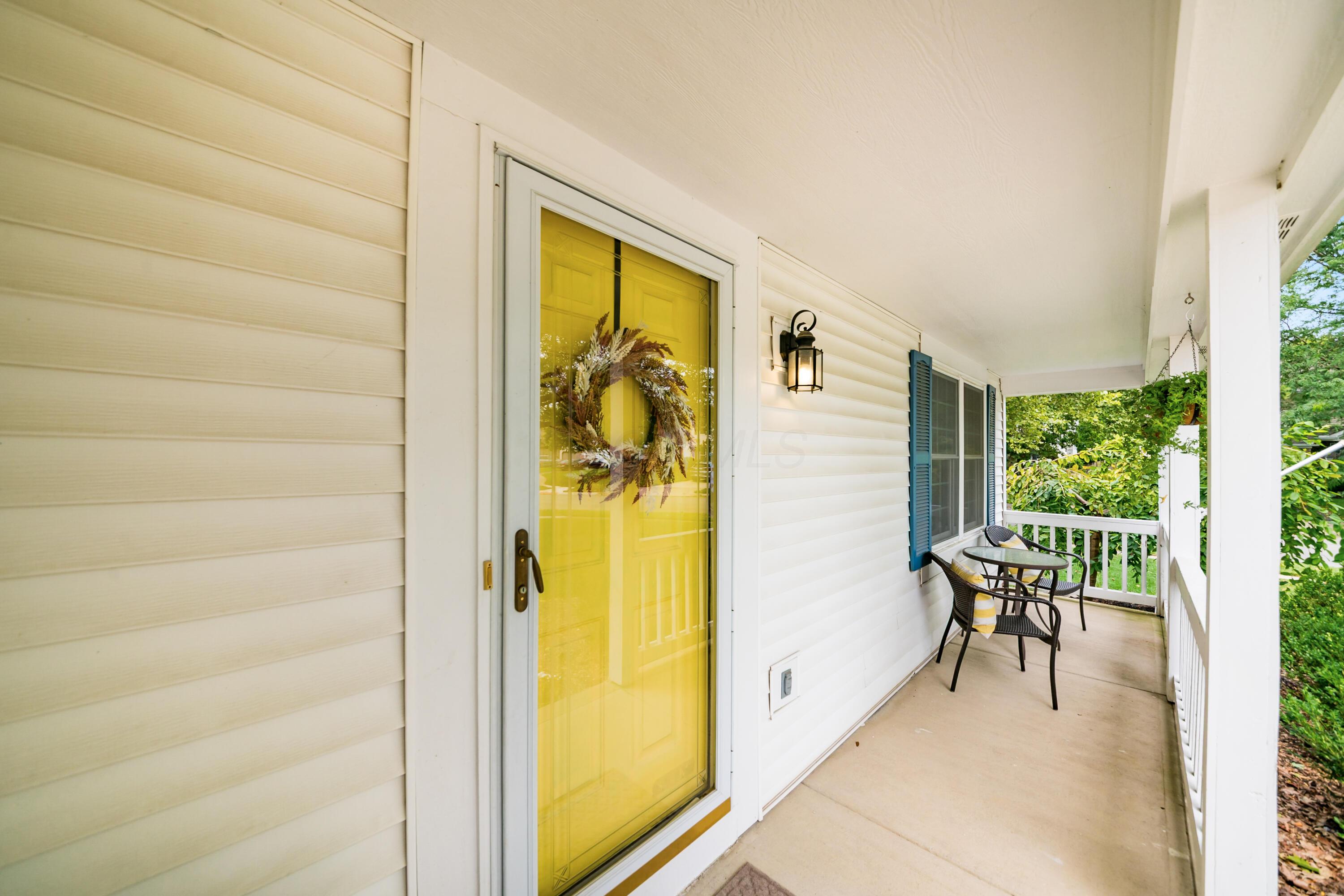 2895 Pheasant Field Drive Property Photo 4
