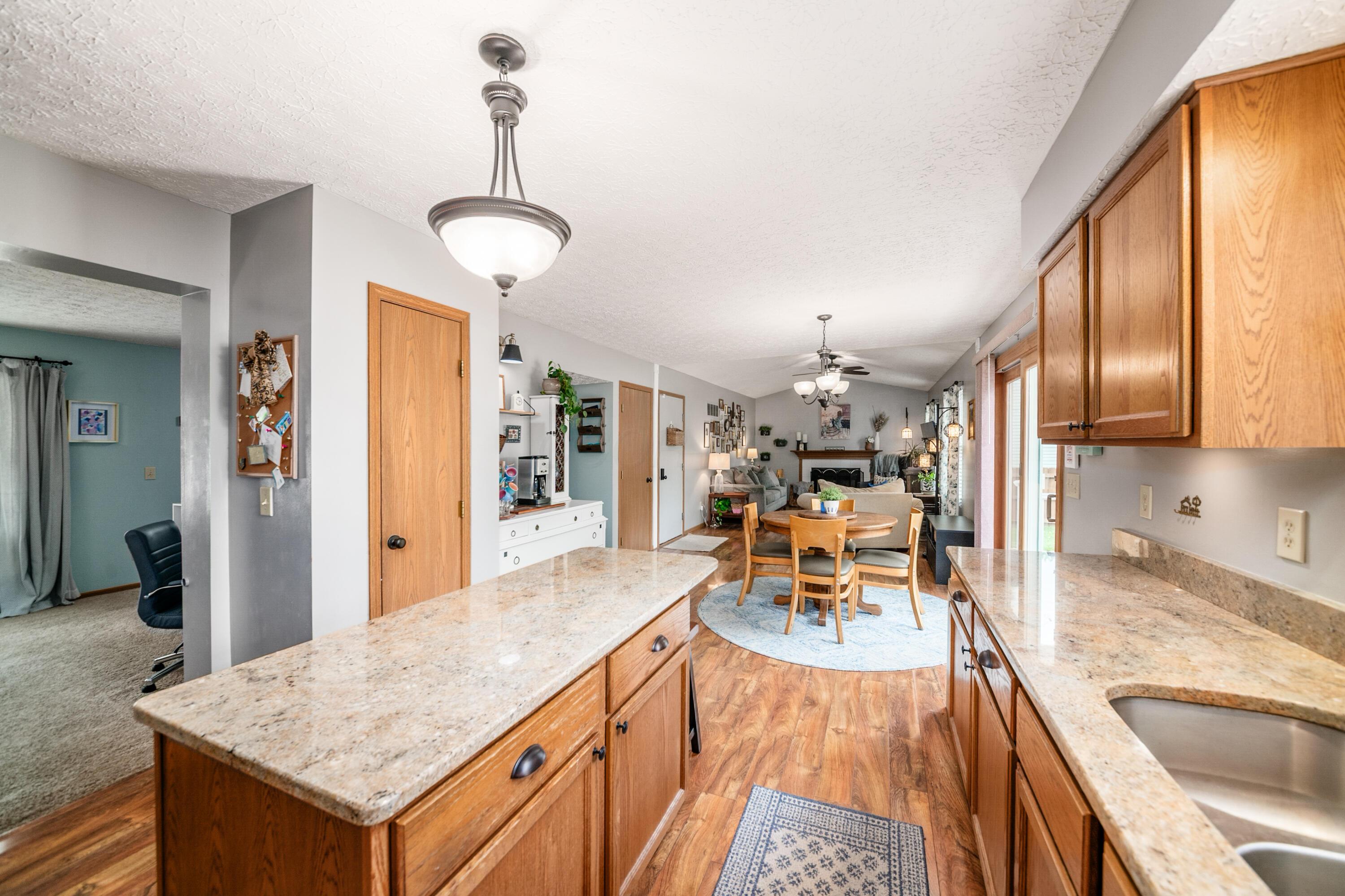 2895 Pheasant Field Drive Property Photo 11
