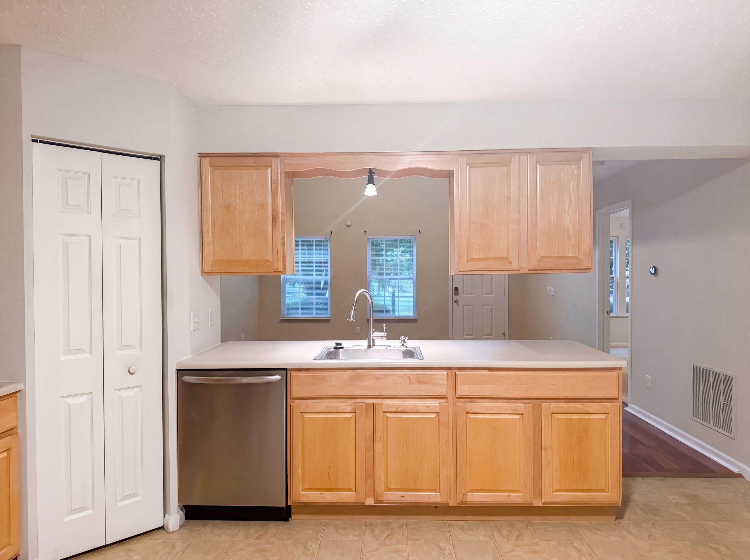 4186 Coble Bowman Way, 15 Property Photo 11