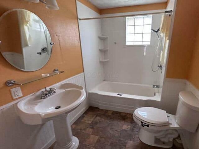 667 Erickson Avenue Property Photo 9