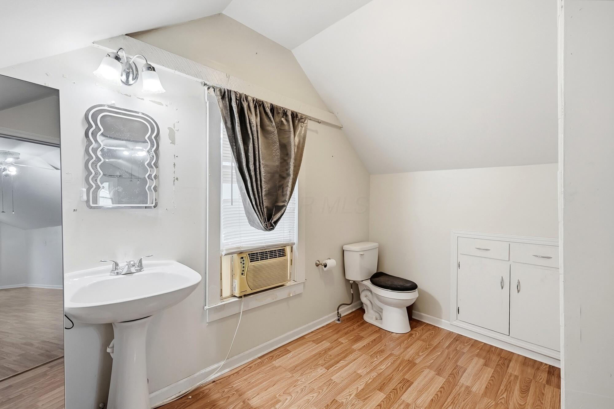 39 Oaksmere Road Property Photo 18