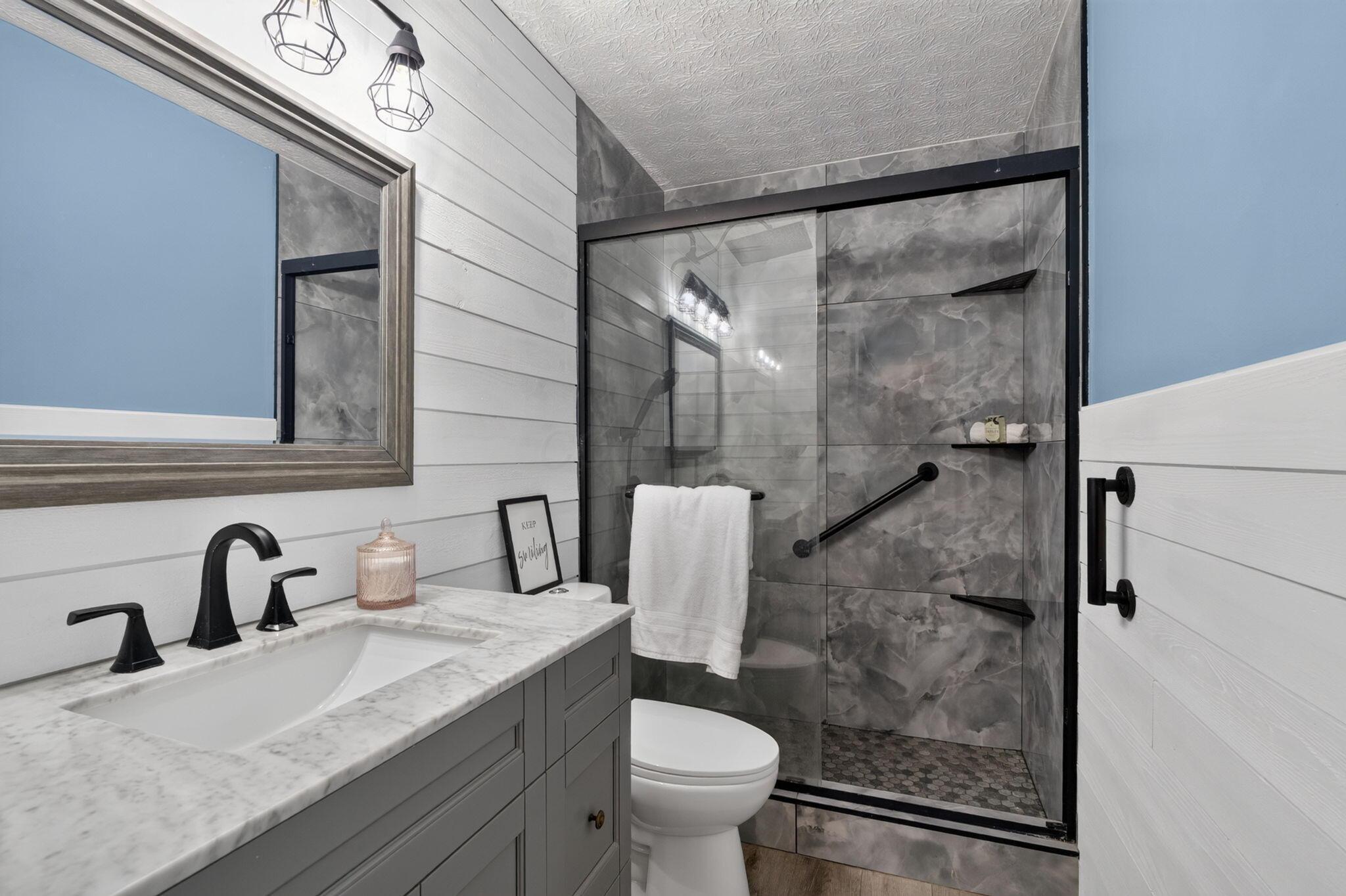 6108 Northbend Drive Property Photo 20