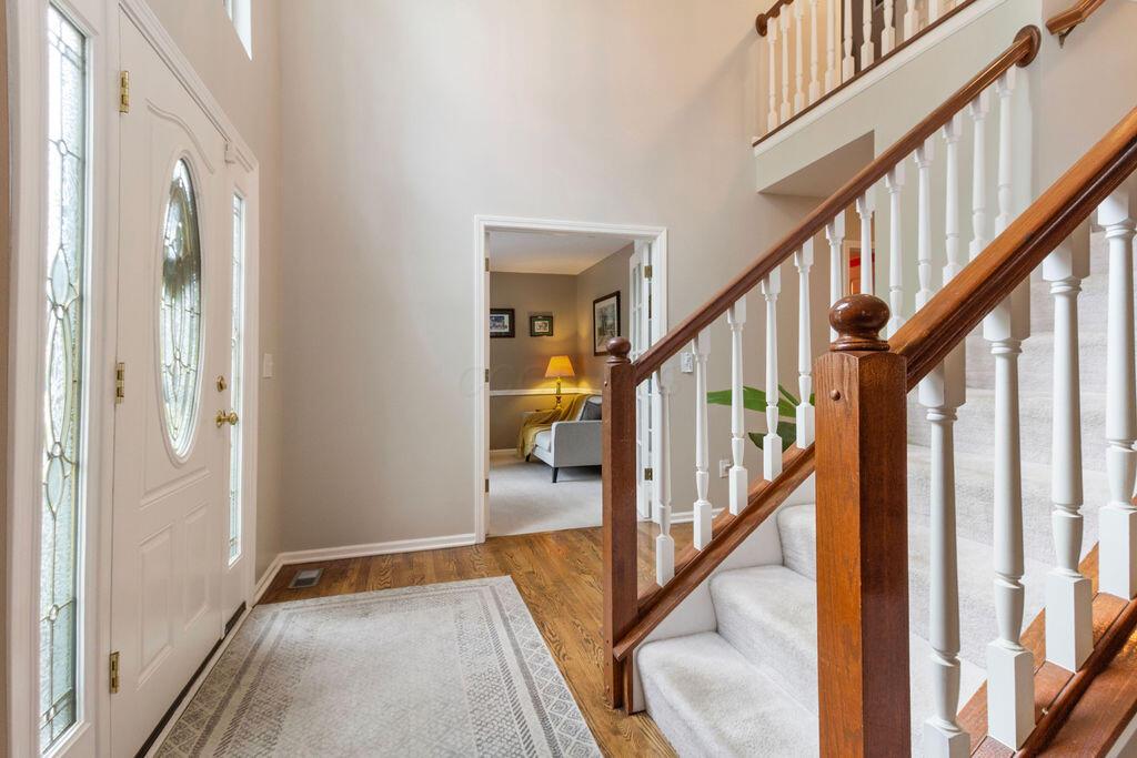 2116 Castlebrook Drive Property Photo 8