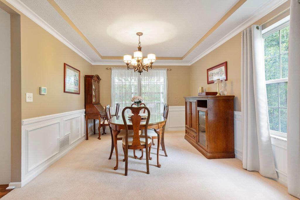 2116 Castlebrook Drive Property Photo 16