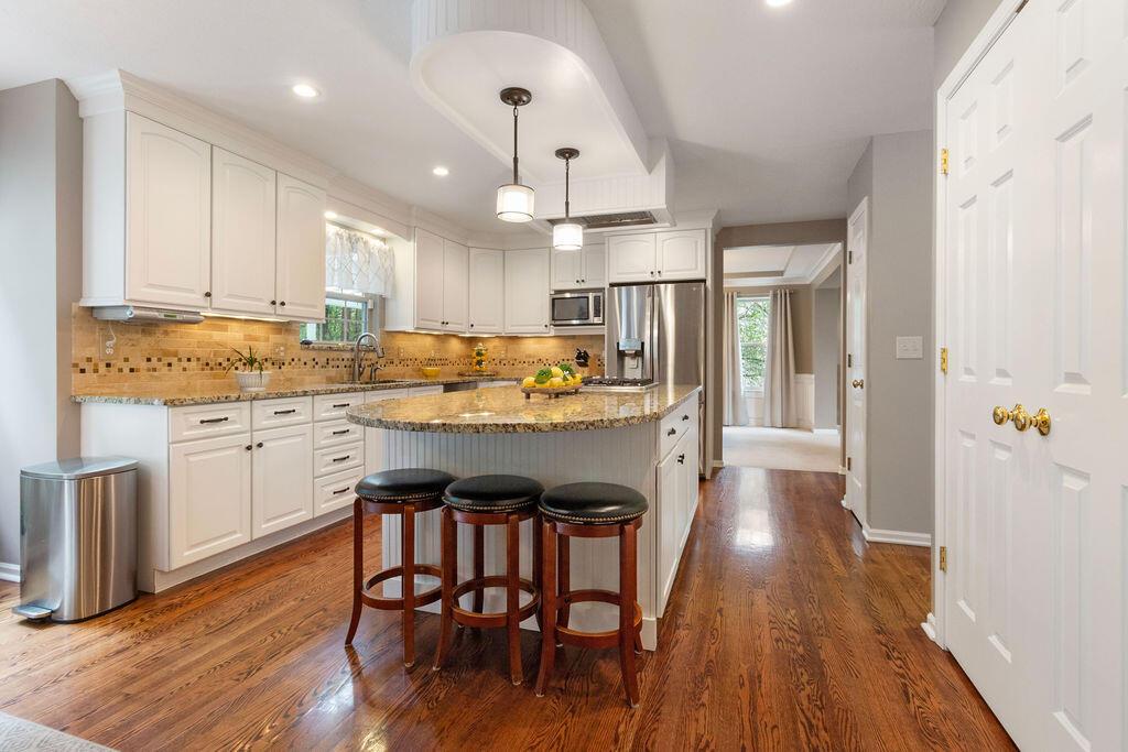 2116 Castlebrook Drive Property Photo 22