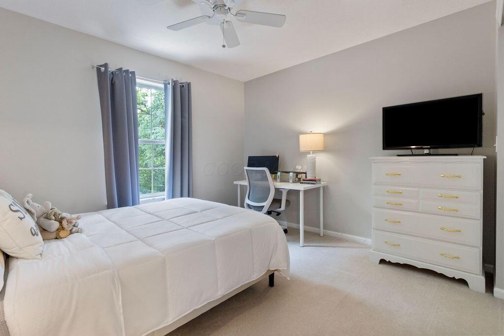 2116 Castlebrook Drive Property Photo 43