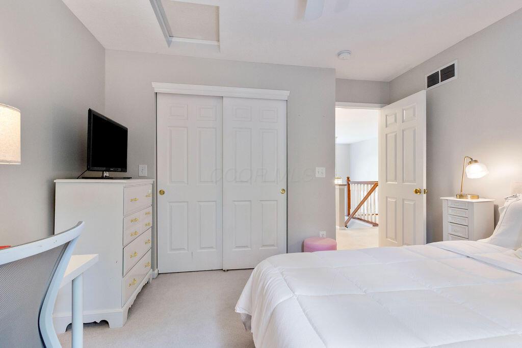 2116 Castlebrook Drive Property Photo 46