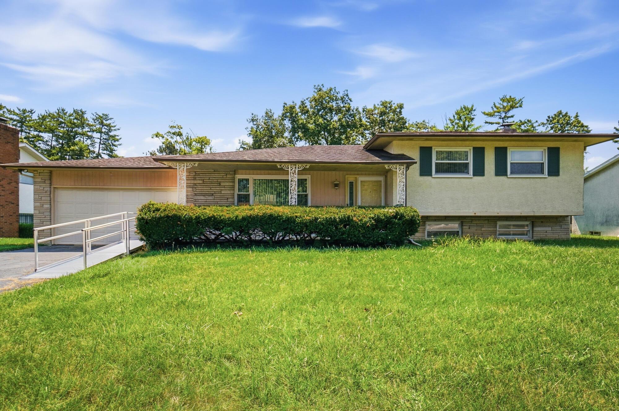 5417 Walshire Drive Property Photo 1