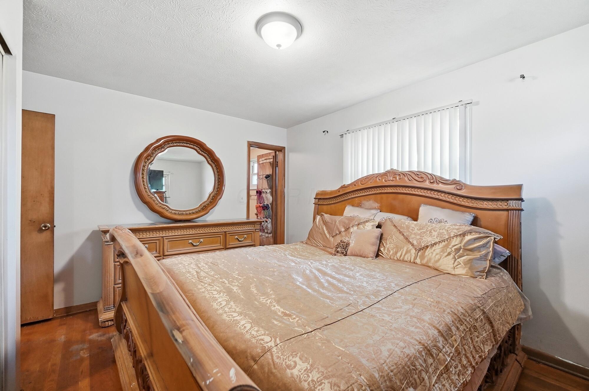 5417 Walshire Drive Property Photo 17