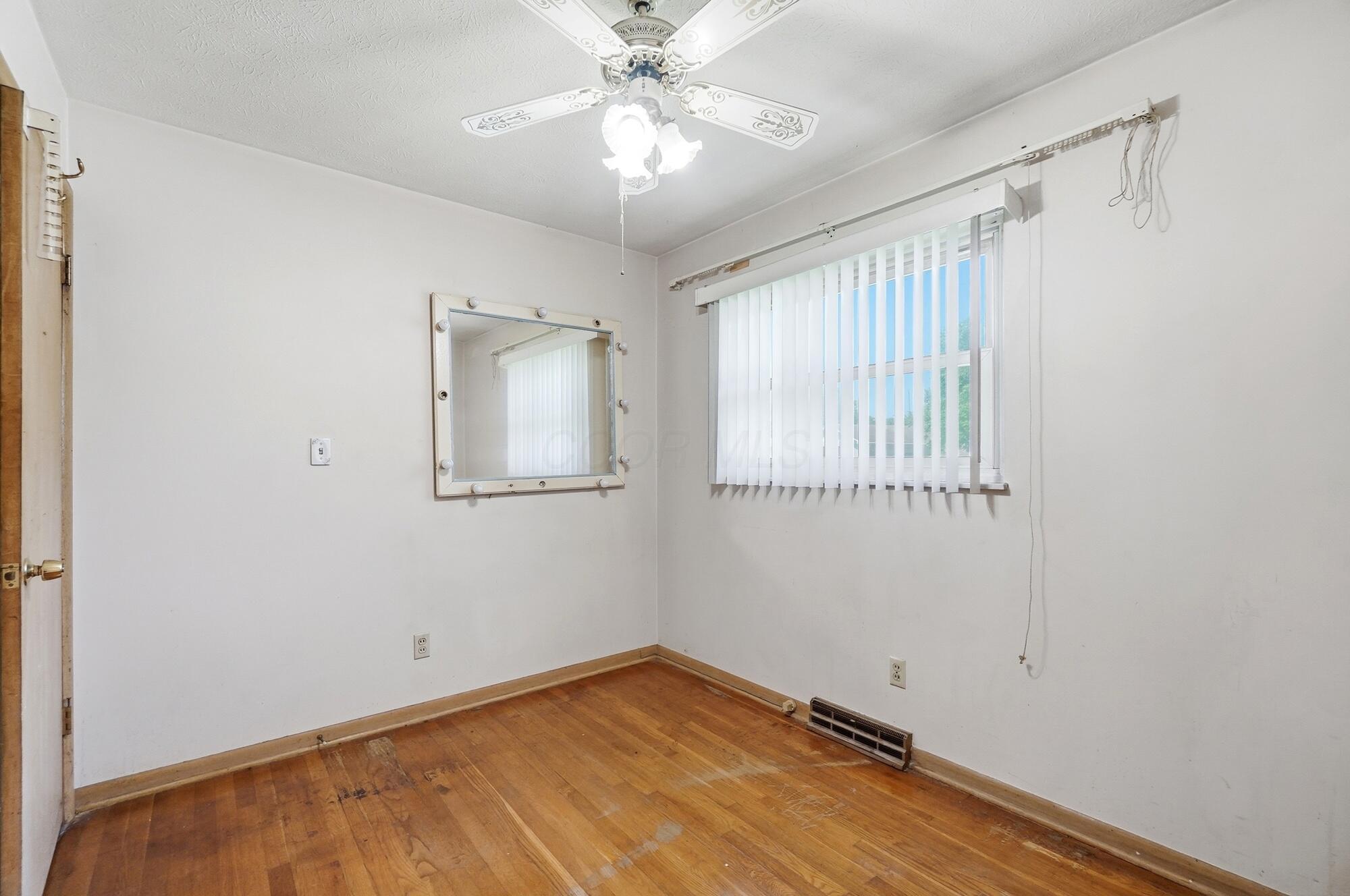 5417 Walshire Drive Property Photo 28