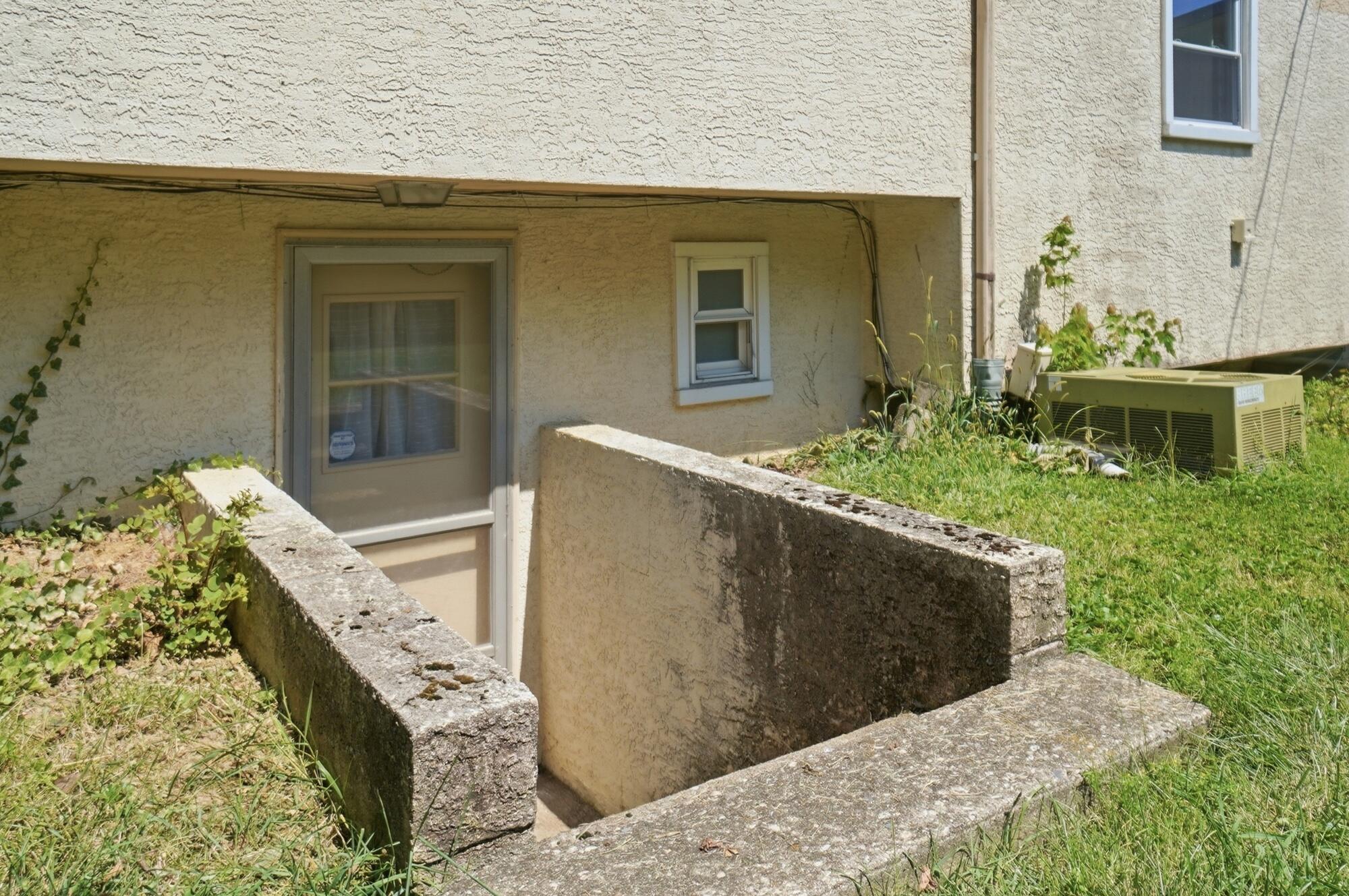 5417 Walshire Drive Property Photo 48