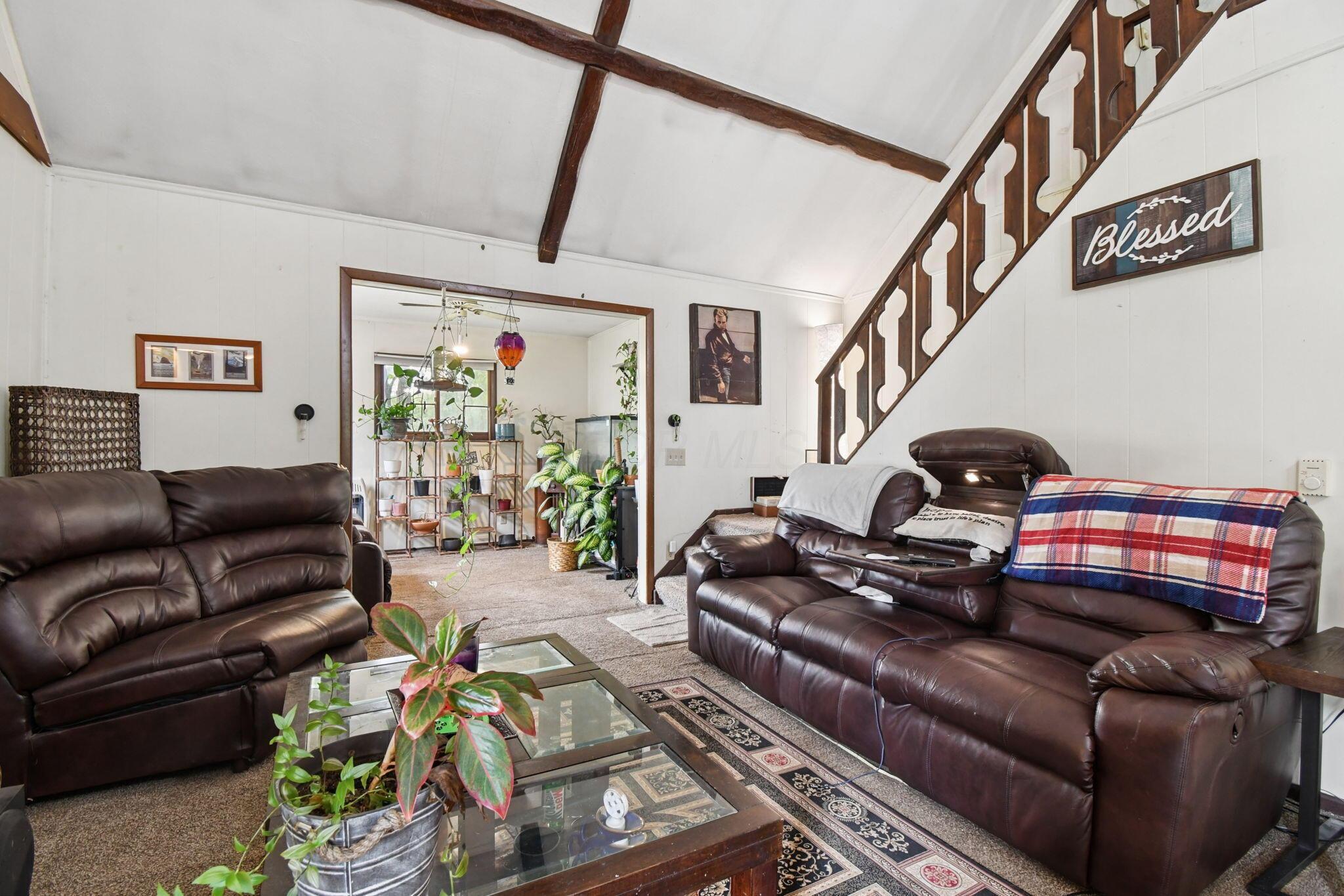 64 Appleseed Court Property Photo 6