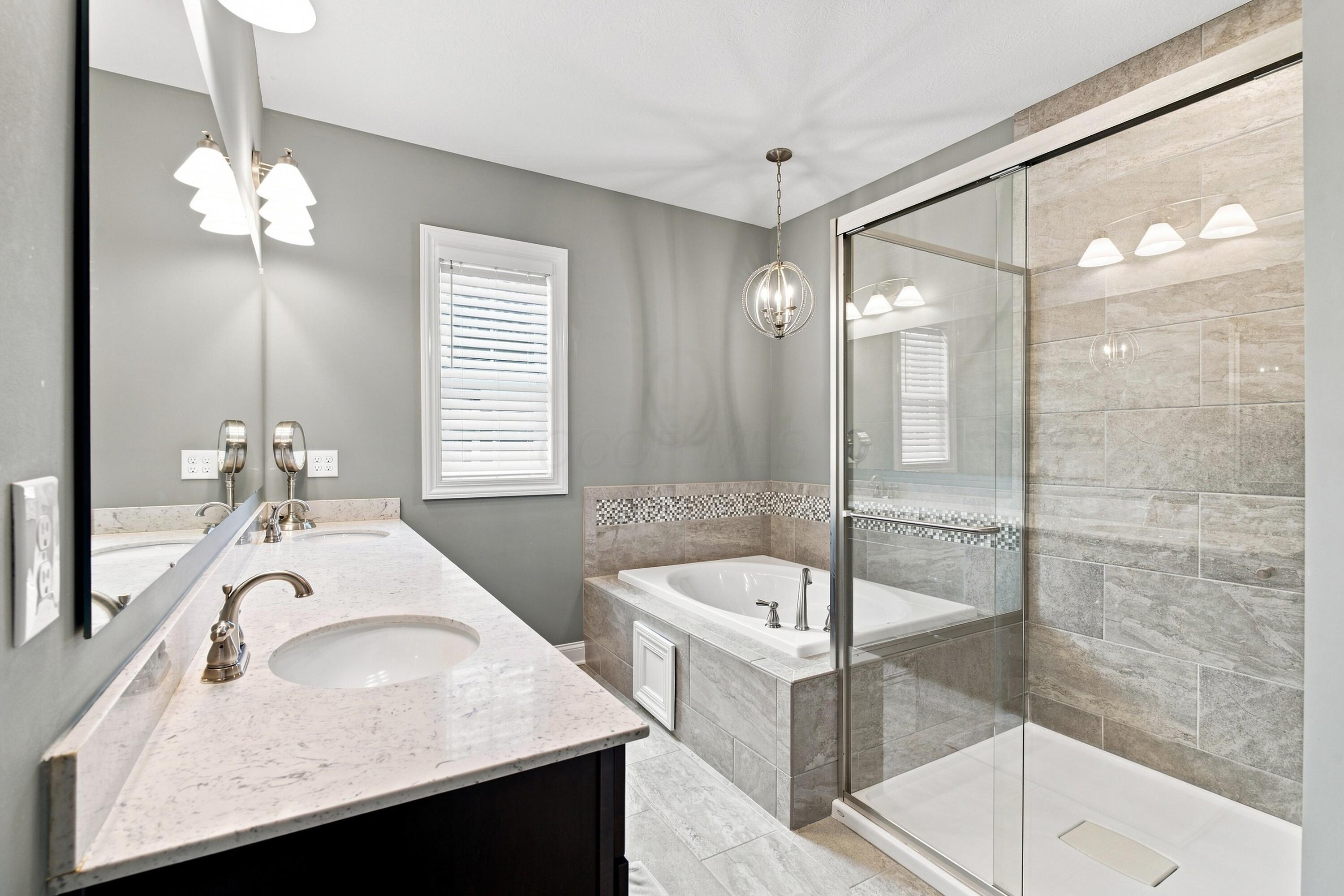 1607 Adlington Drive Property Photo 19