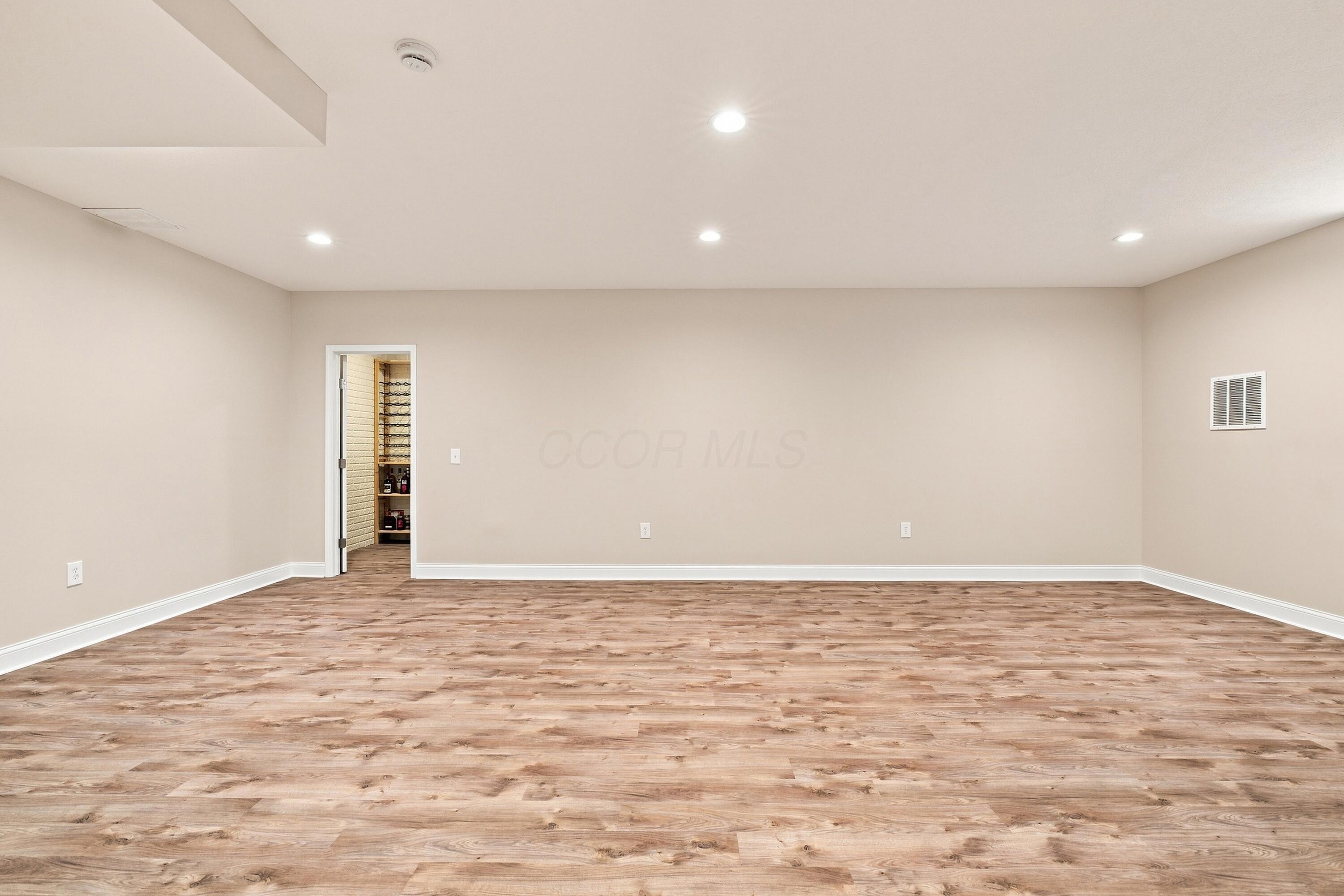 1607 Adlington Drive Property Photo 30