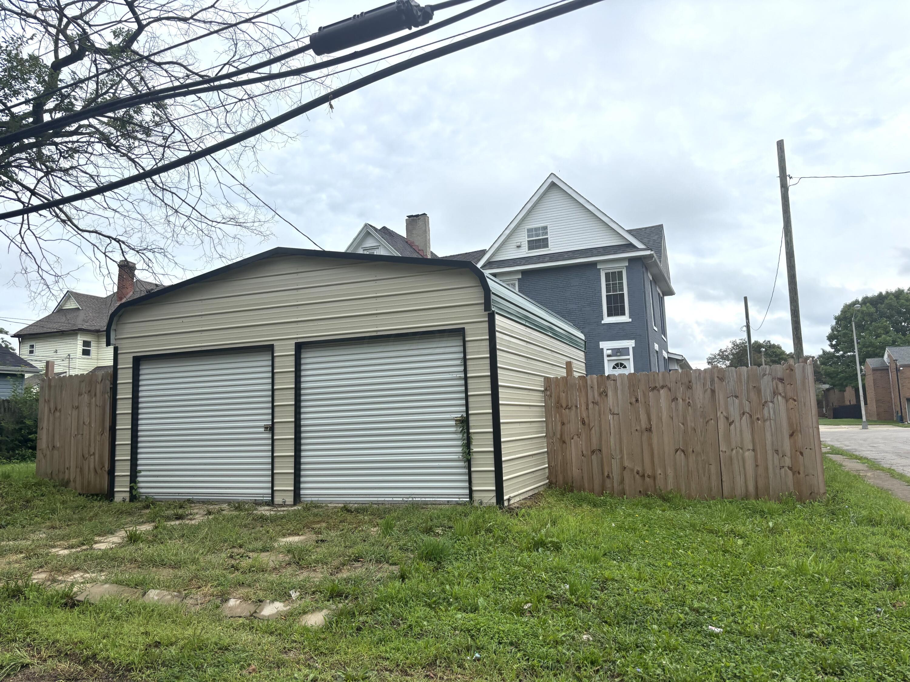 369 N Monroe Avenue Property Photo 38