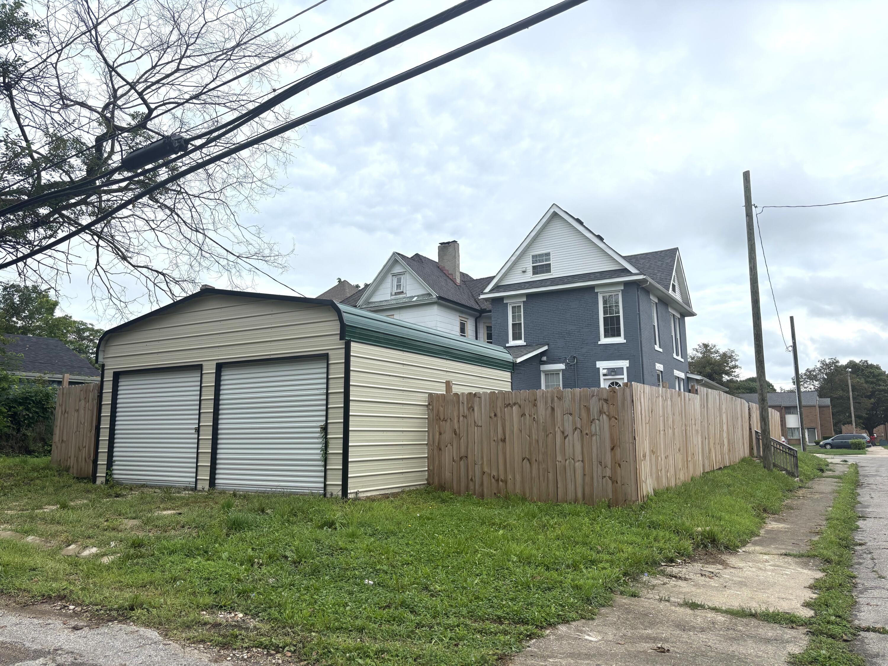 369 N Monroe Avenue Property Photo 47