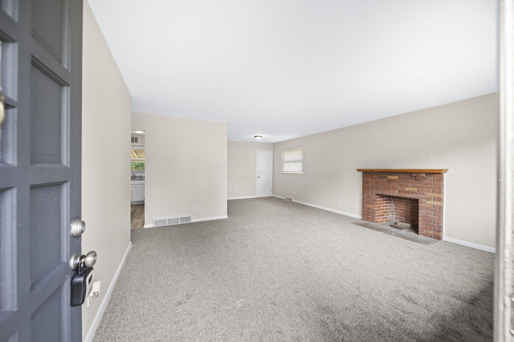 4287 Colby Avenue Property Photo 7
