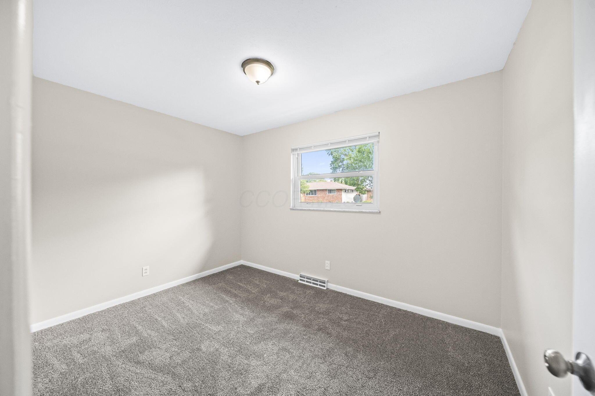 4287 Colby Avenue Property Photo 34