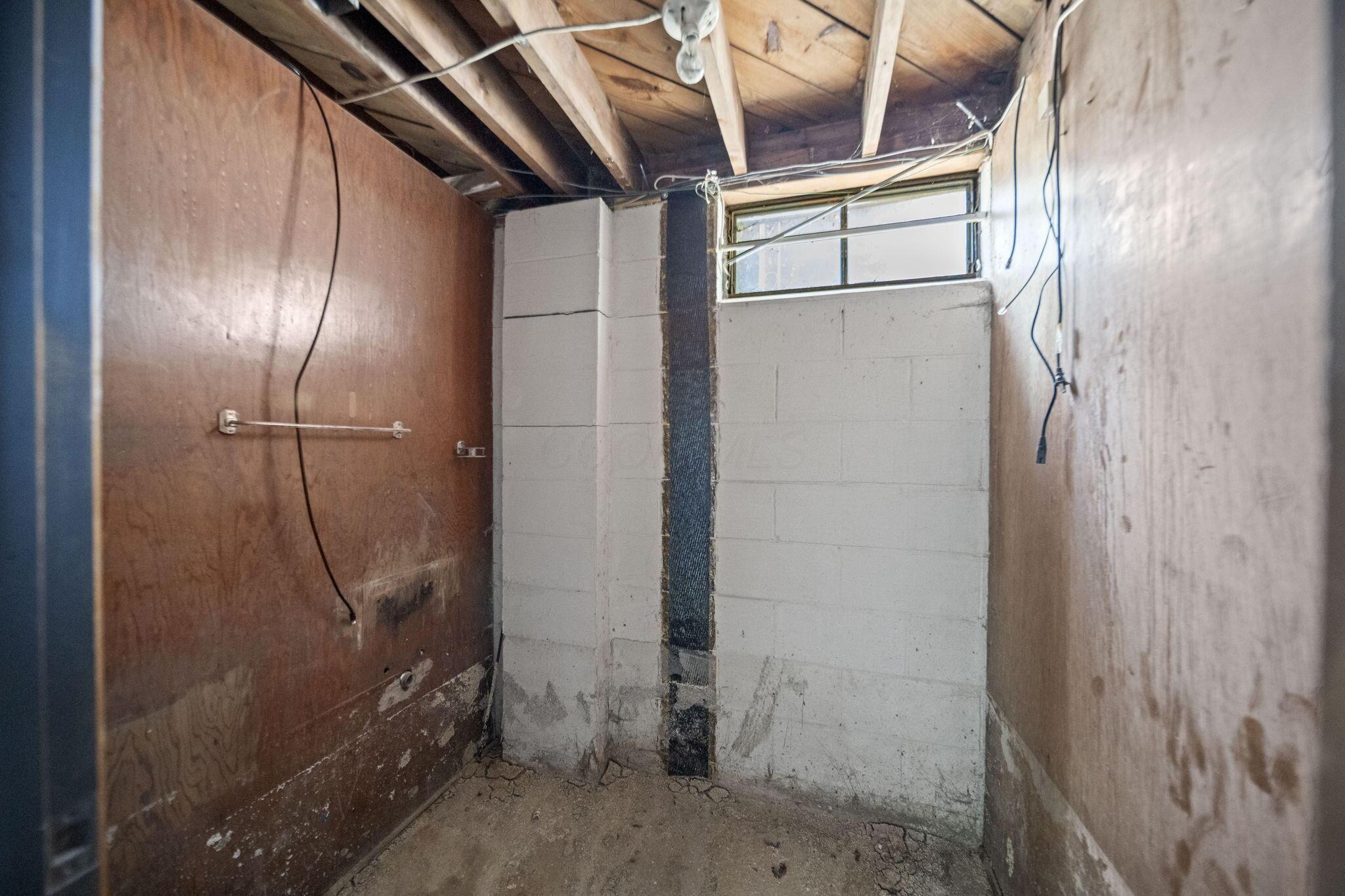 4287 Colby Avenue Property Photo 42