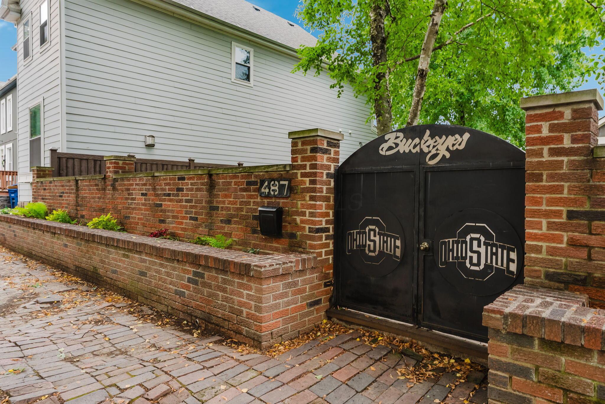 487 E Beck Street Property Photo 54