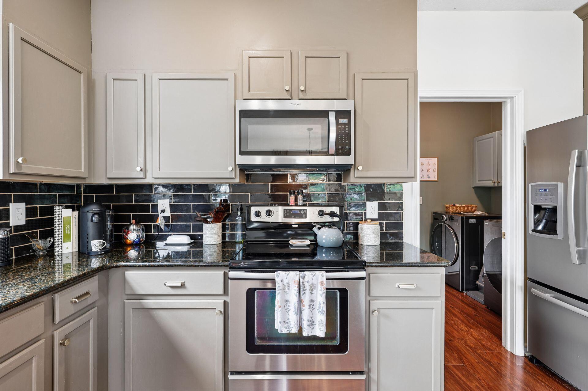7777 Astra Circle Property Photo 6