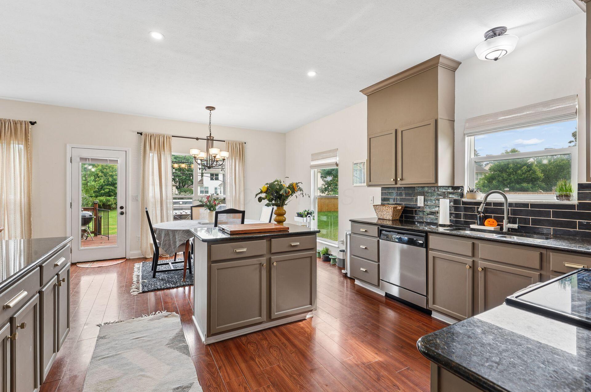 7777 Astra Circle Property Photo 10