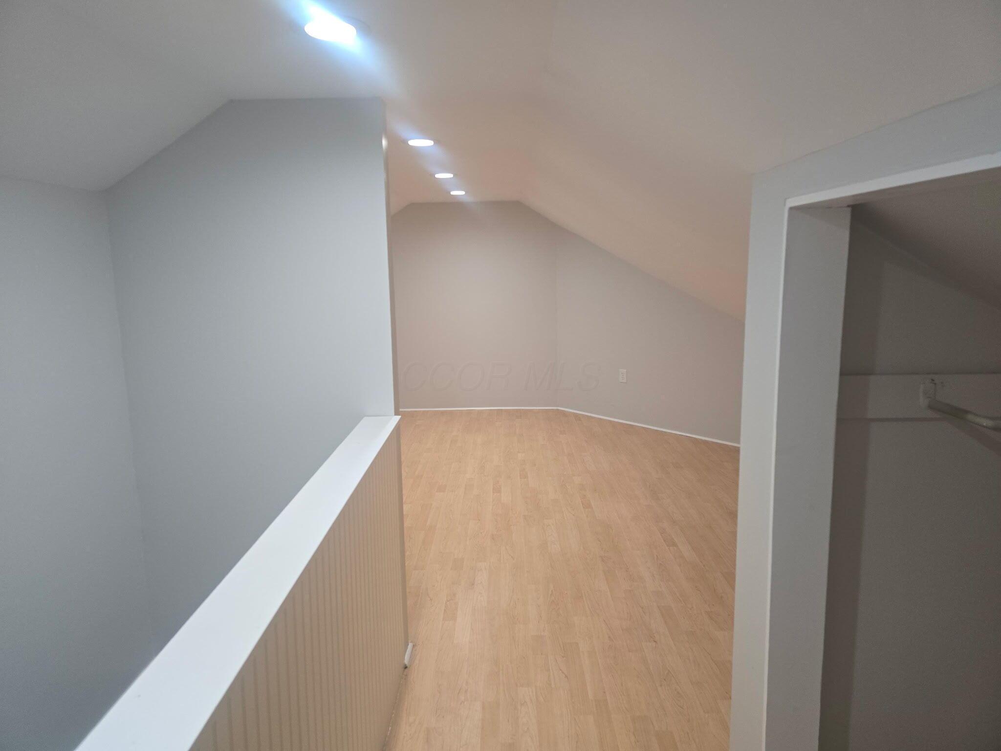 3950 Riverside Drive Property Photo 19