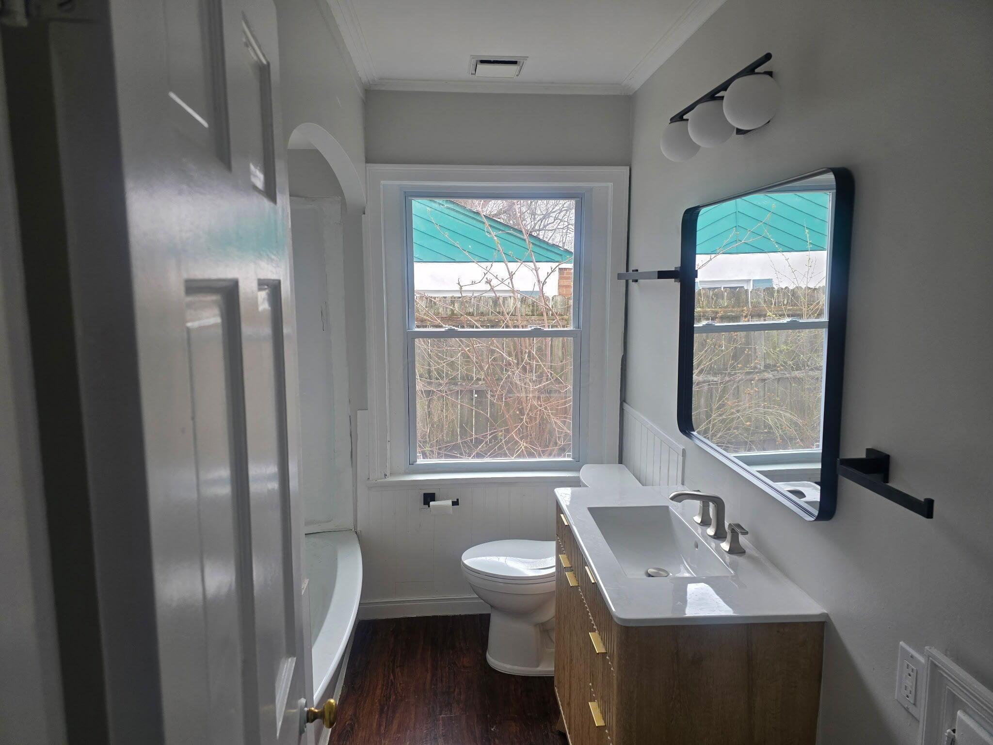 3950 Riverside Drive Property Photo 23