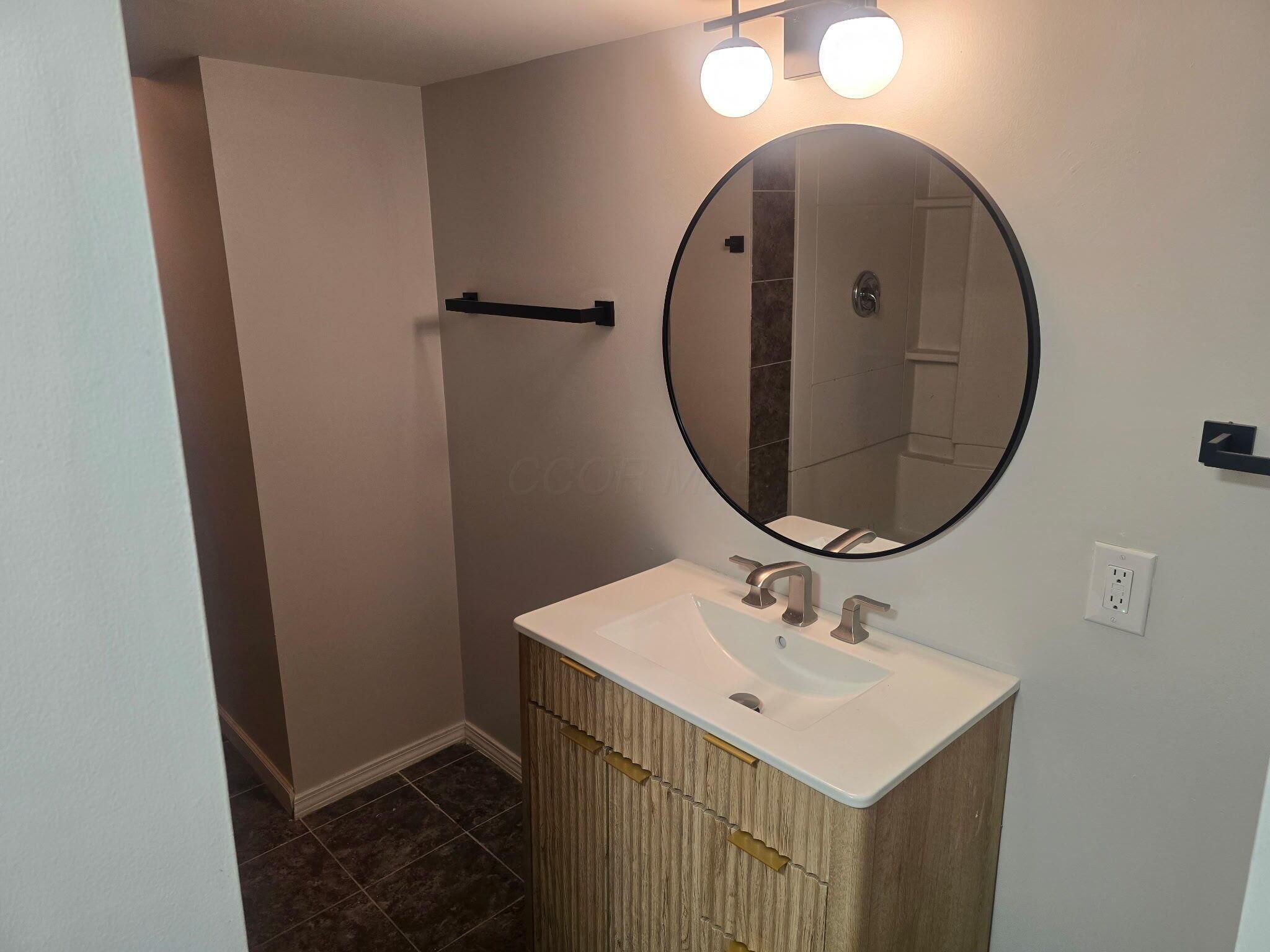 3950 Riverside Drive Property Photo 29
