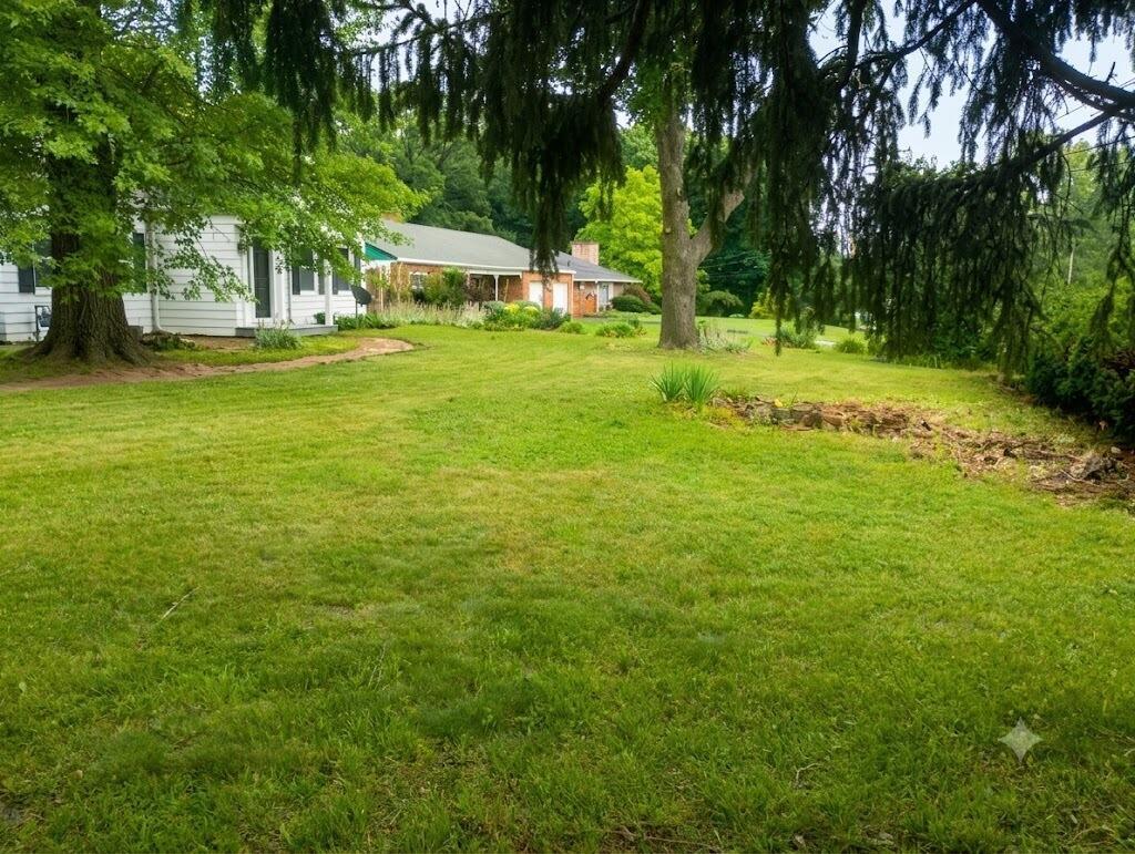 3950 Riverside Drive Property Photo 39
