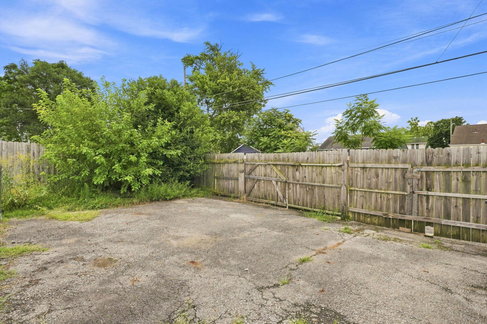 615 Frebis Avenue Property Photo 39