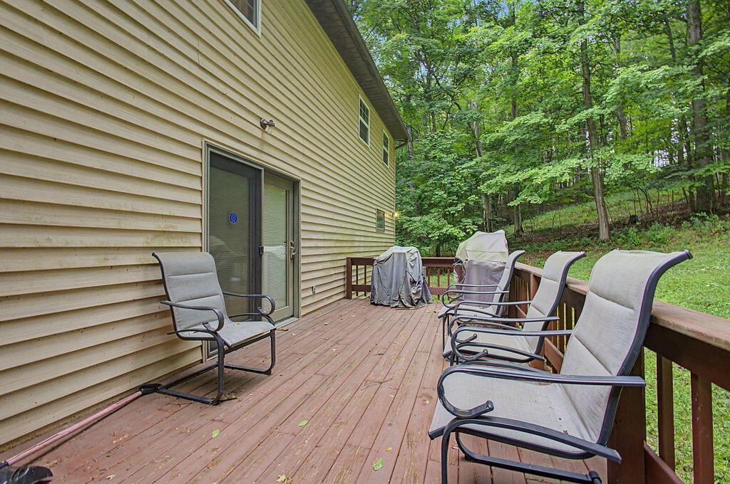 547 Terrace Ridge Circle Property Photo 4