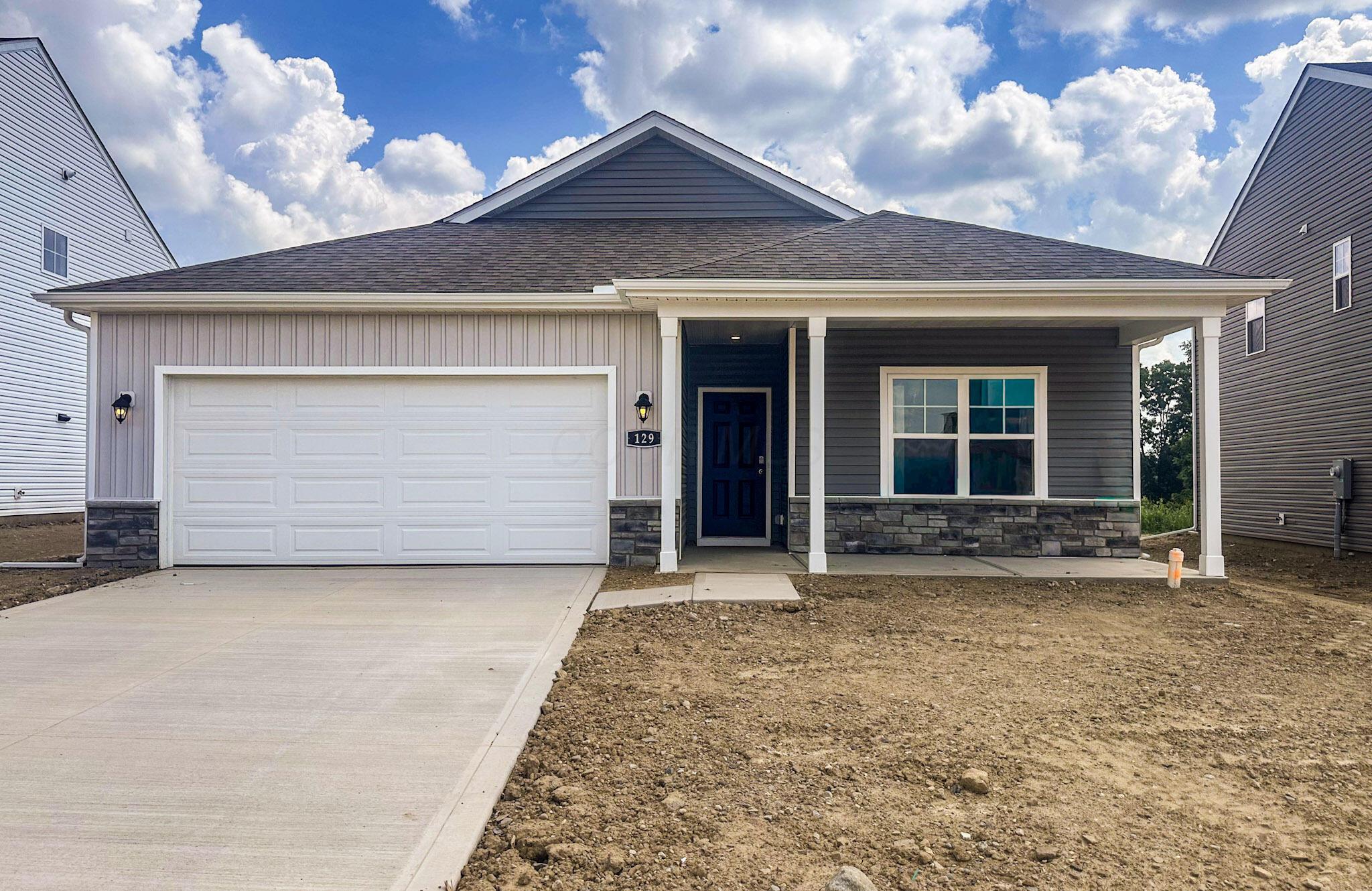 129 Appleseed Way Property Photo 1