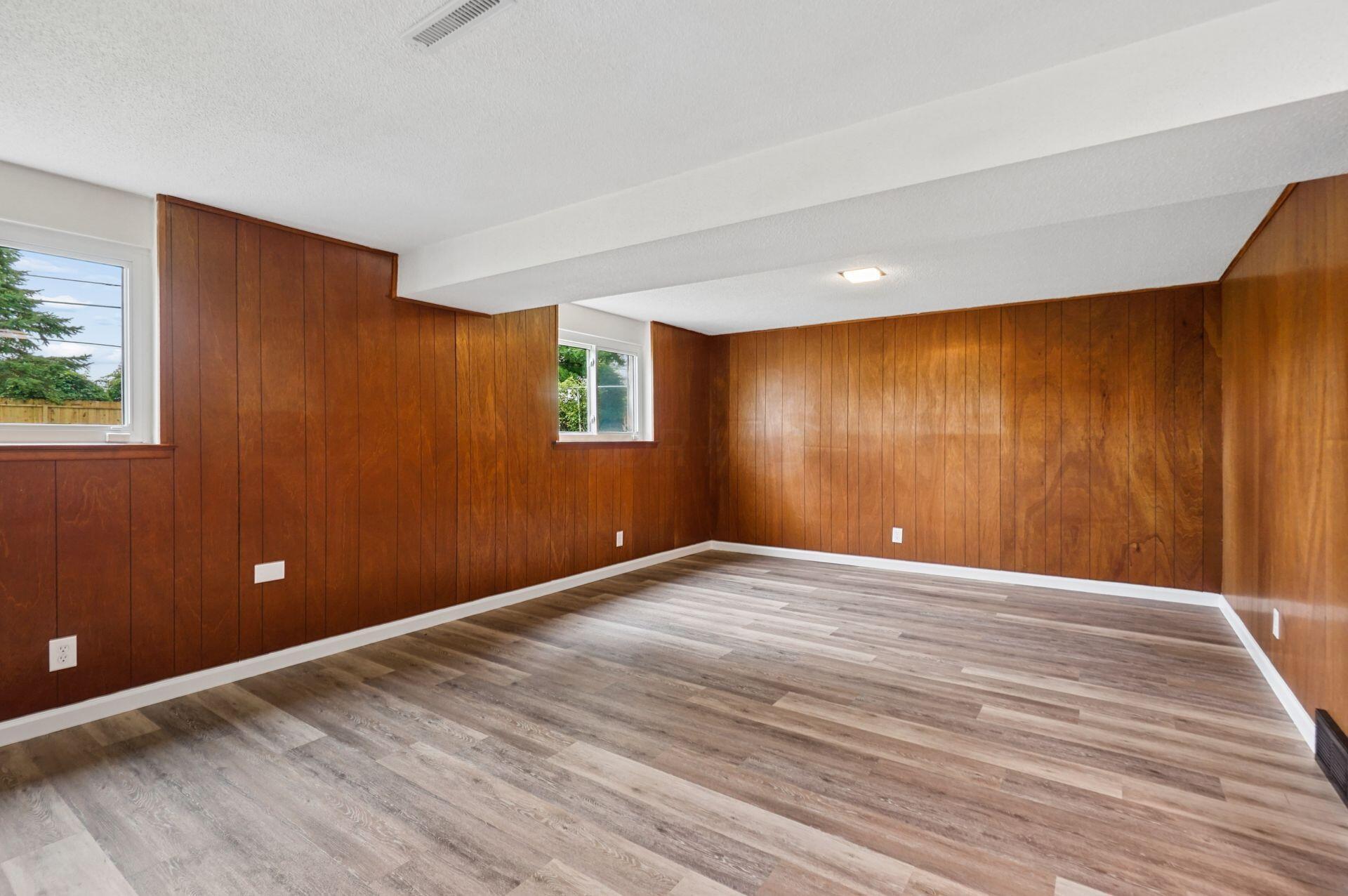 5188 Hacket Drive Property Photo 26