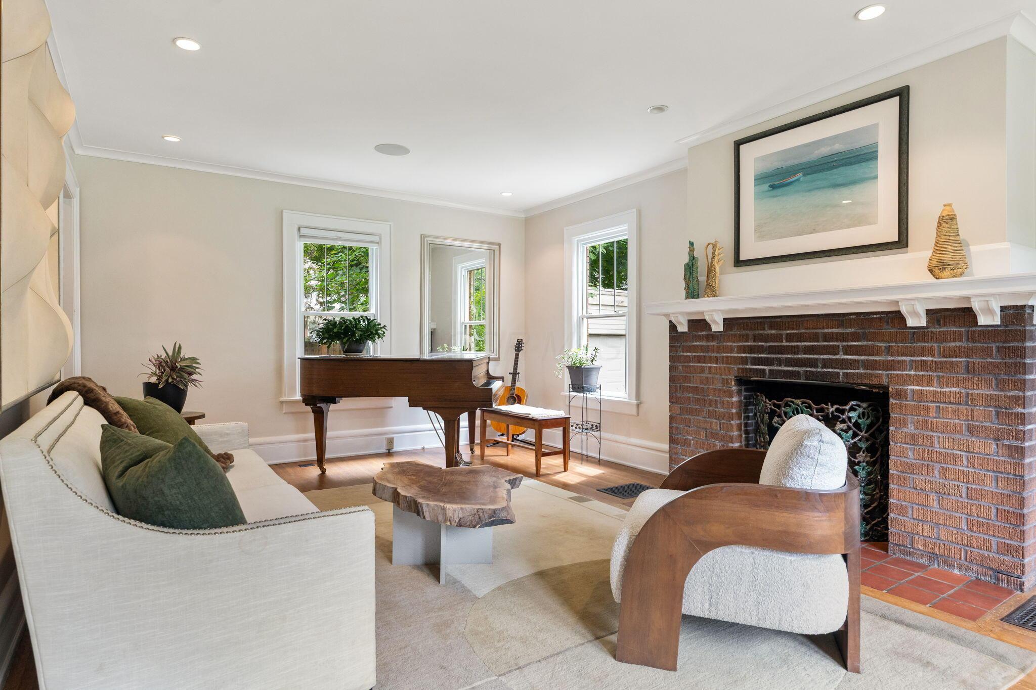 1634 Cambridge Boulevard Property Photo 13