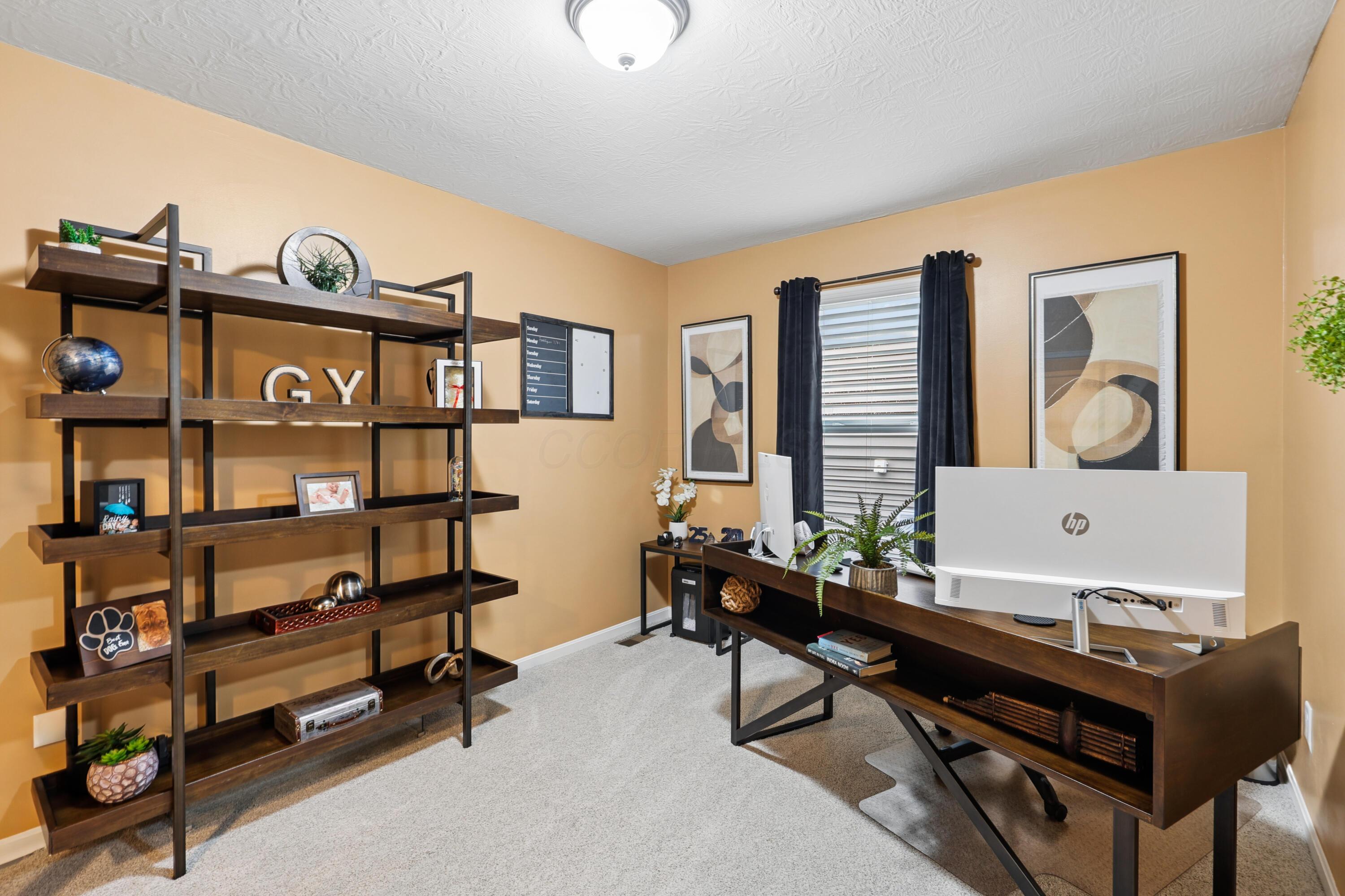 7481 Winding Path Court Property Photo 6